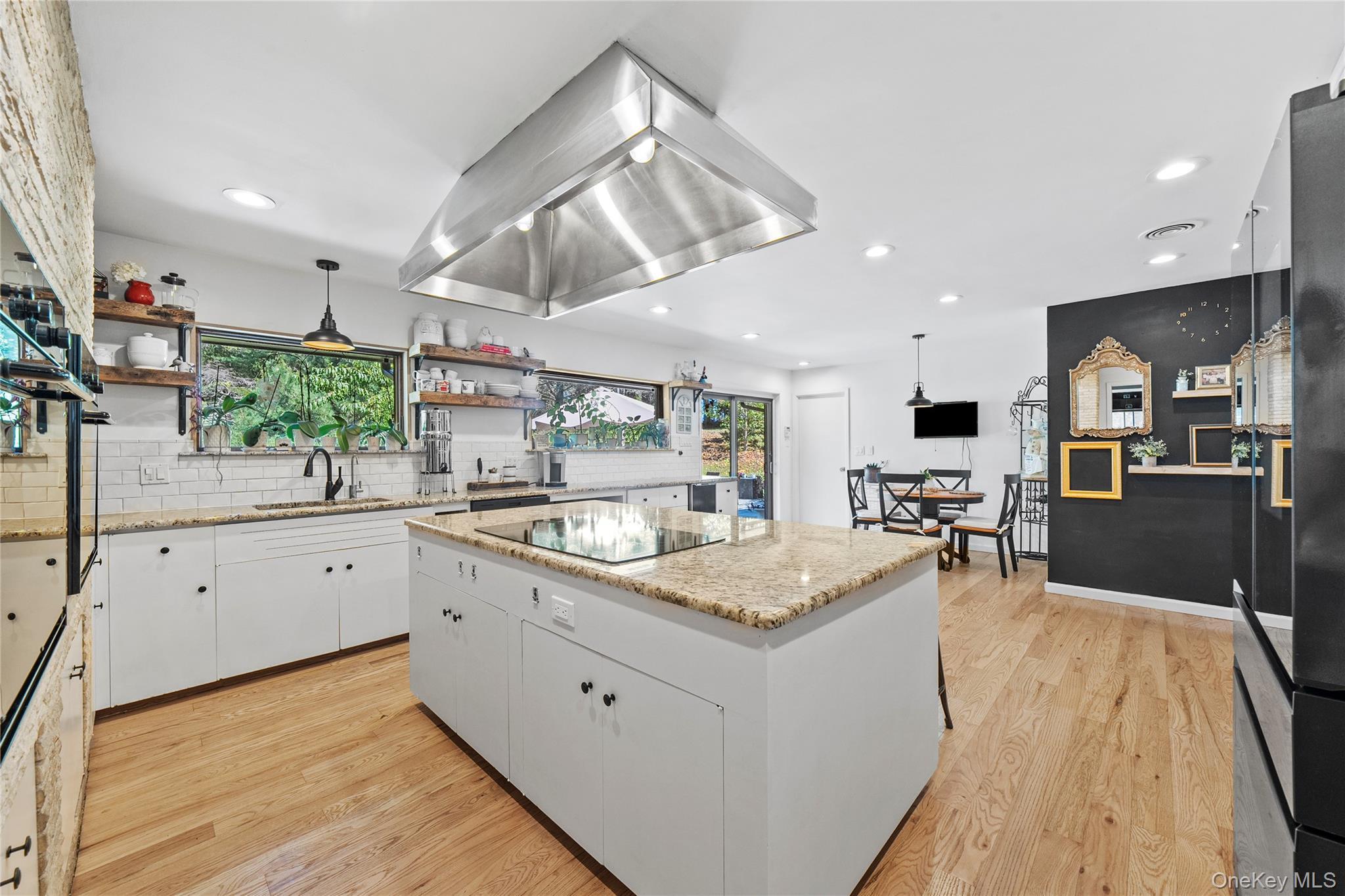 Single Family Rolling Hill Nassau County, NY 11568, MLS-911936-18