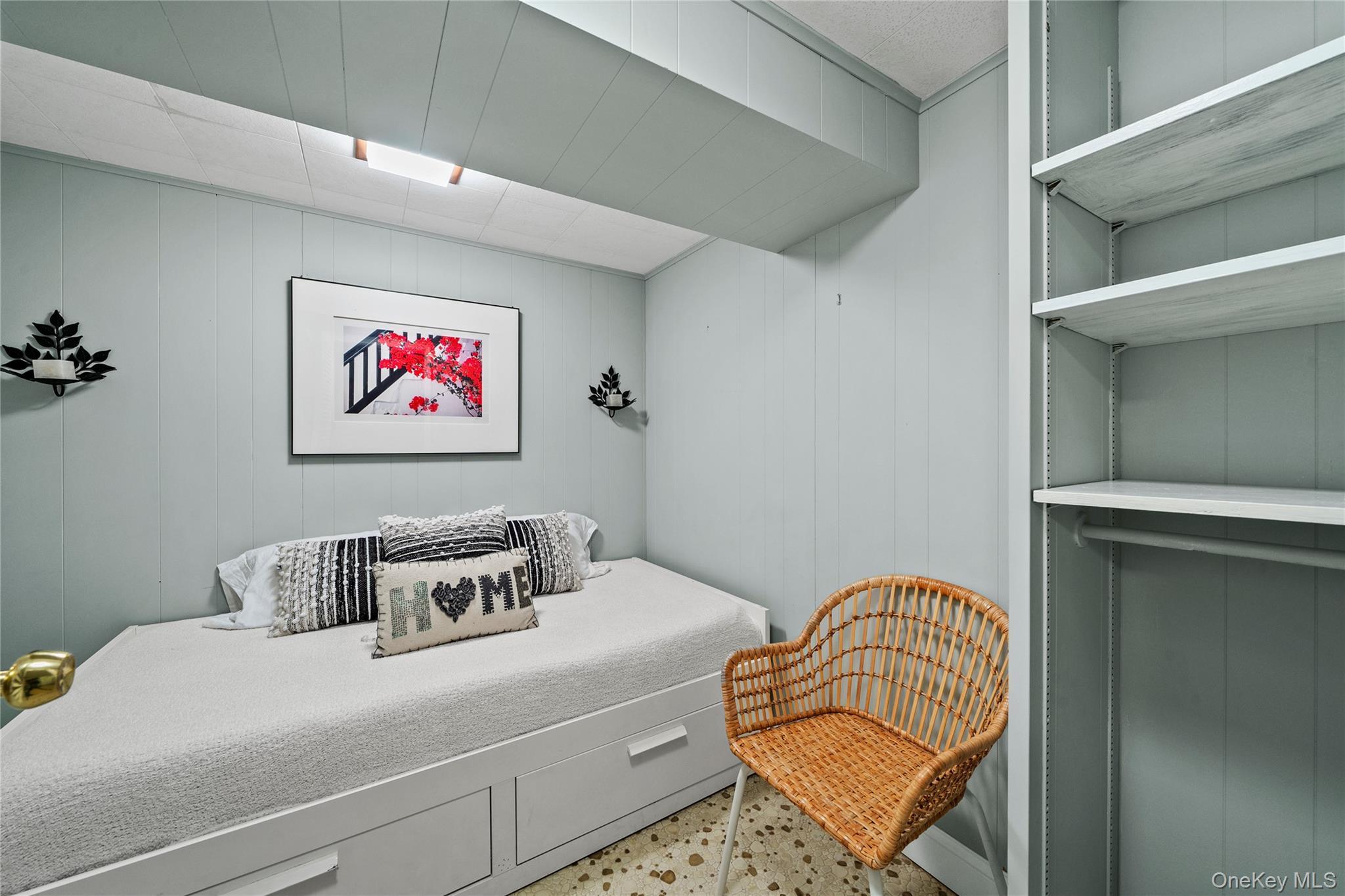 Single Family Rolling Hill Nassau County, NY 11568, MLS-911936-35