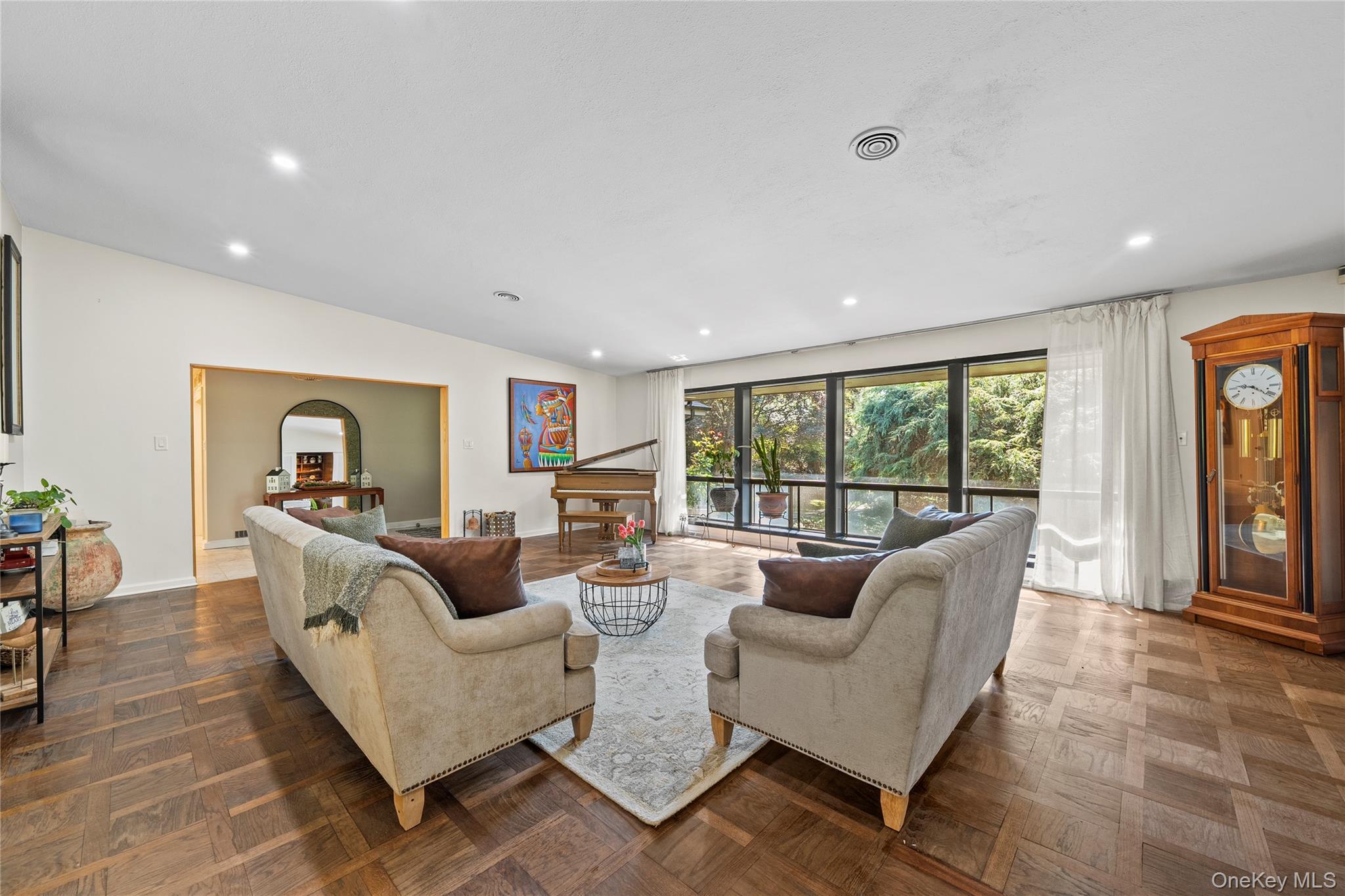 Single Family Rolling Hill Nassau County, NY 11568, MLS-911936-5