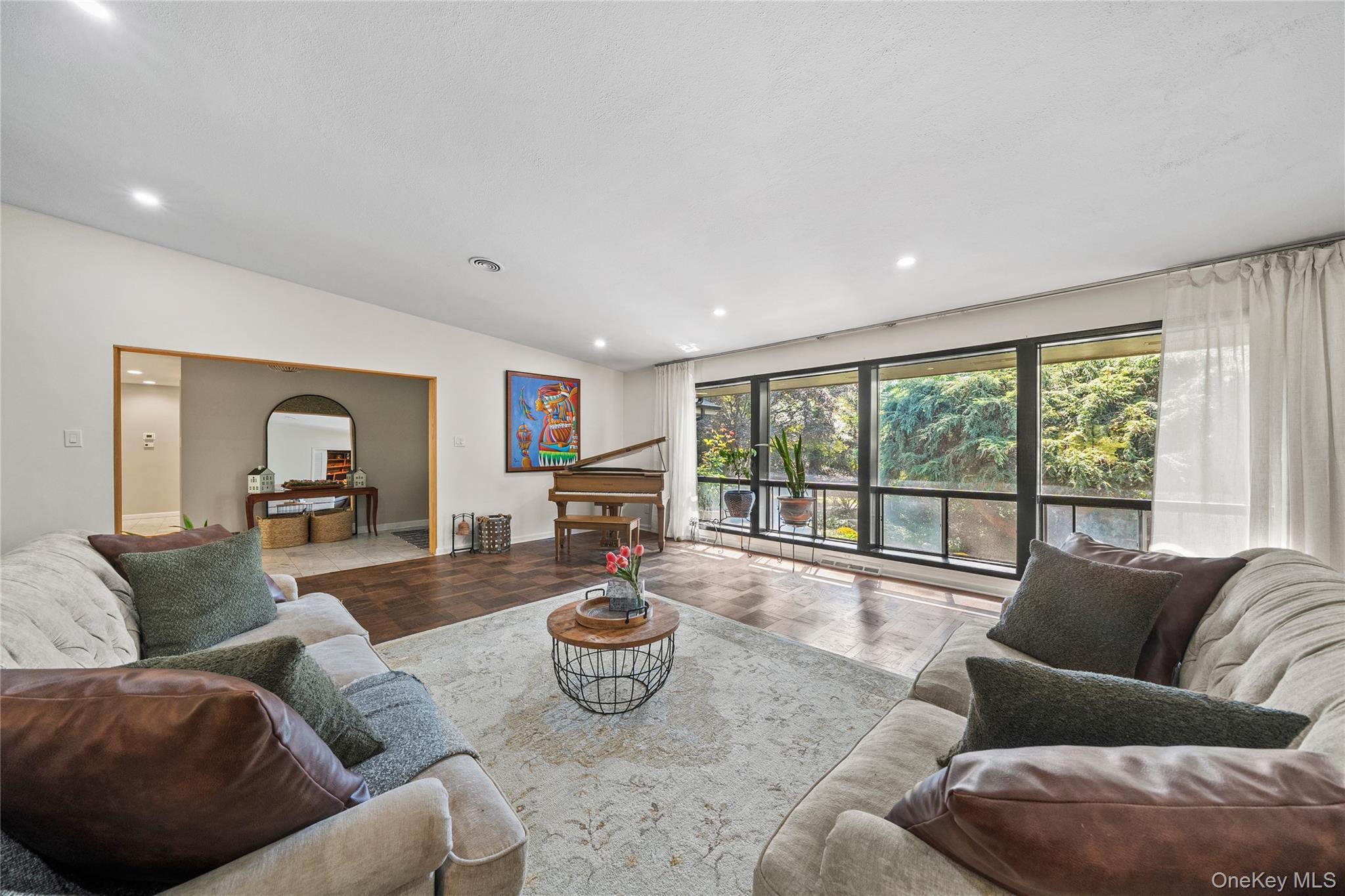 Single Family Rolling Hill Nassau County, NY 11568, MLS-911936-7