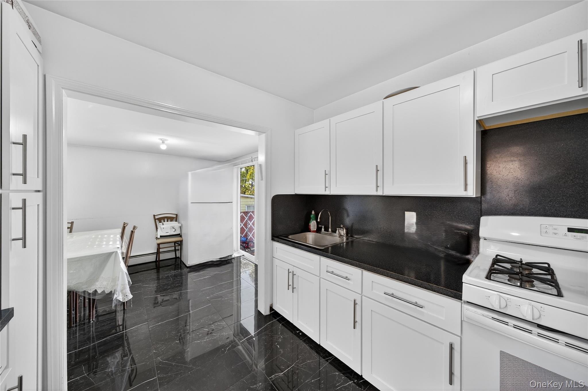 Single Family Hillside  Orange County, NY 10950, MLS-911941-8