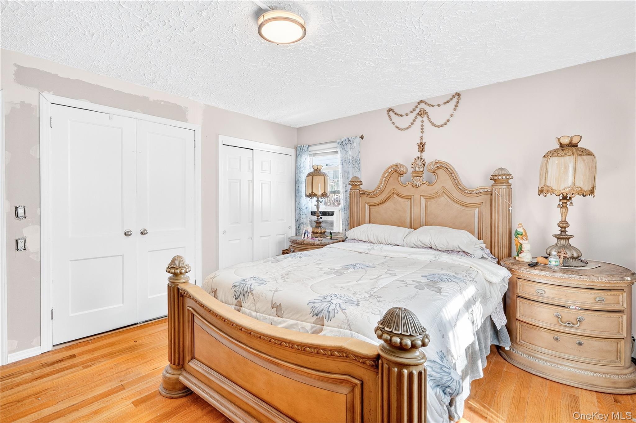 Single Family Robertson Bronx, NY 10465, MLS-911970-12