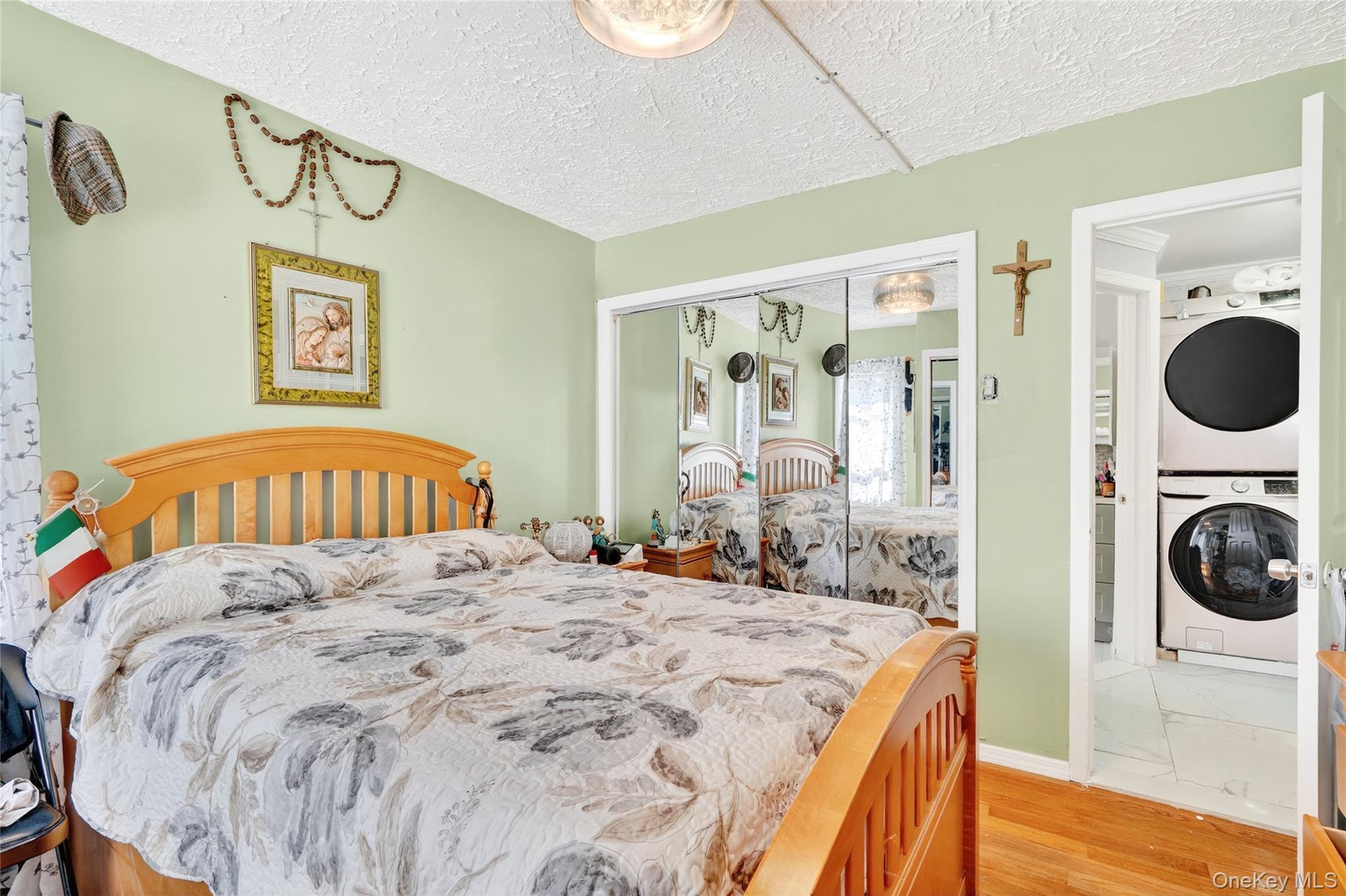 Single Family Robertson Bronx, NY 10465, MLS-911970-14