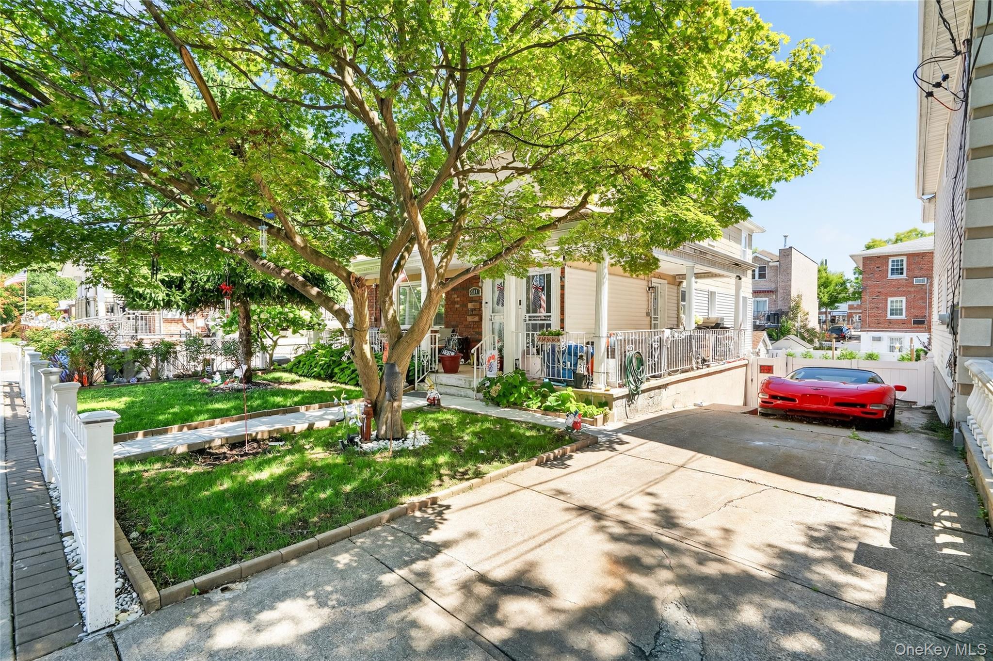 Single Family Robertson Bronx, NY 10465, MLS-911970-2