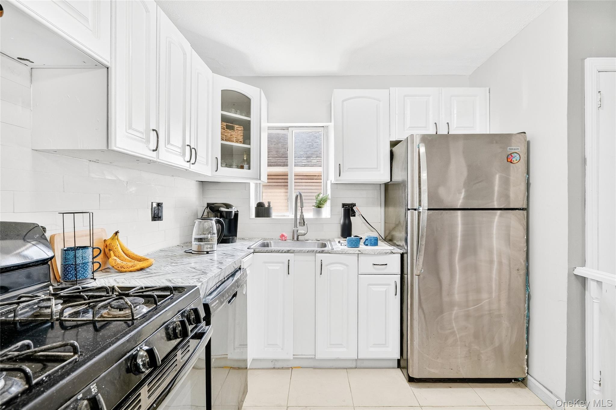 Single Family Robertson Bronx, NY 10465, MLS-911970-20