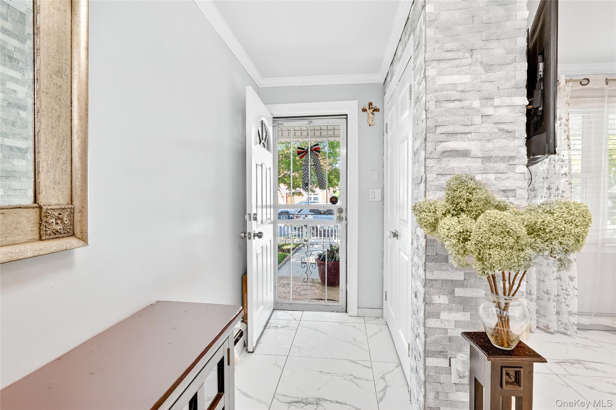 Single Family Robertson Bronx, NY 10465, MLS-911970-3