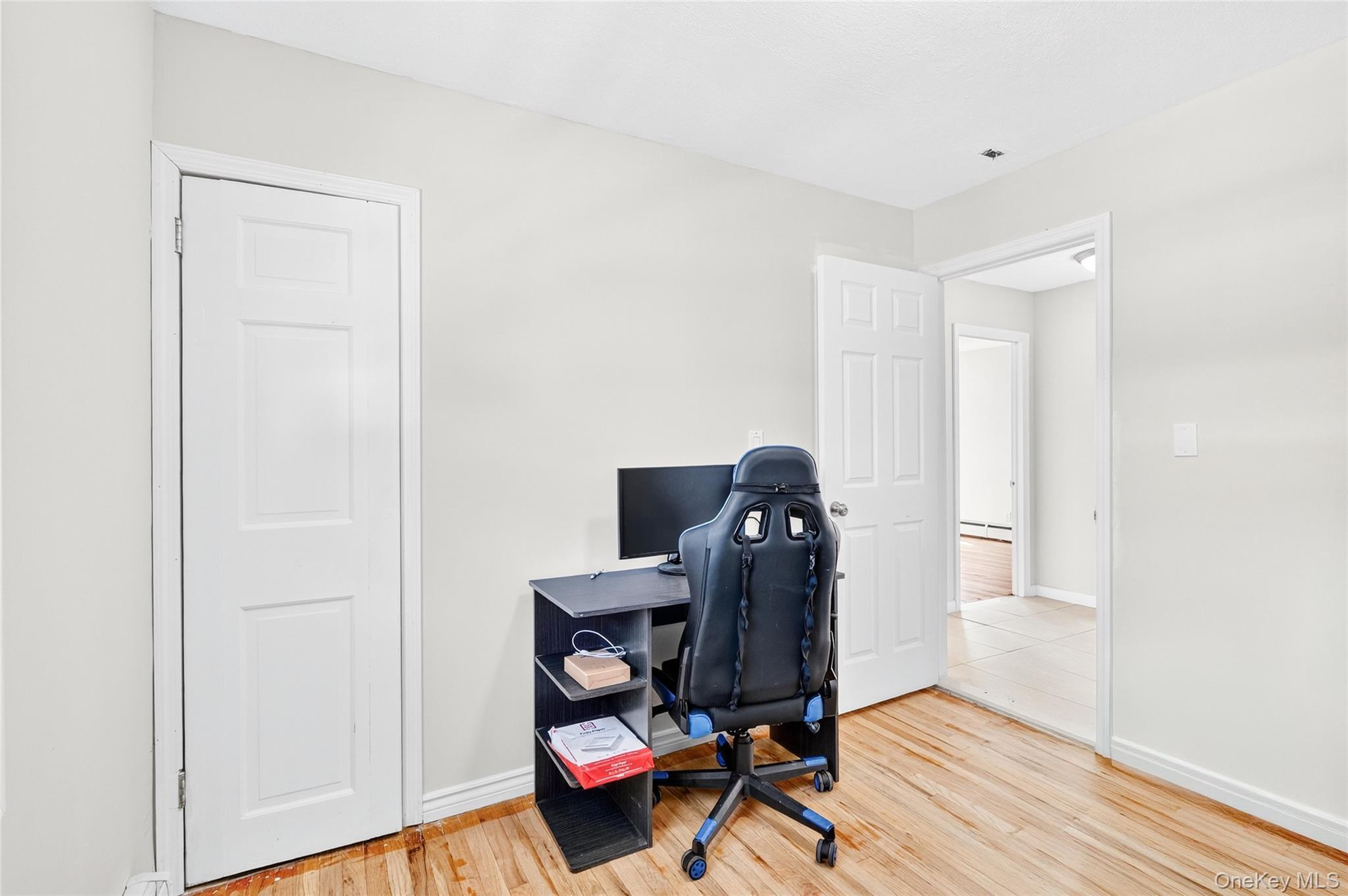 Single Family Robertson Bronx, NY 10465, MLS-911970-31