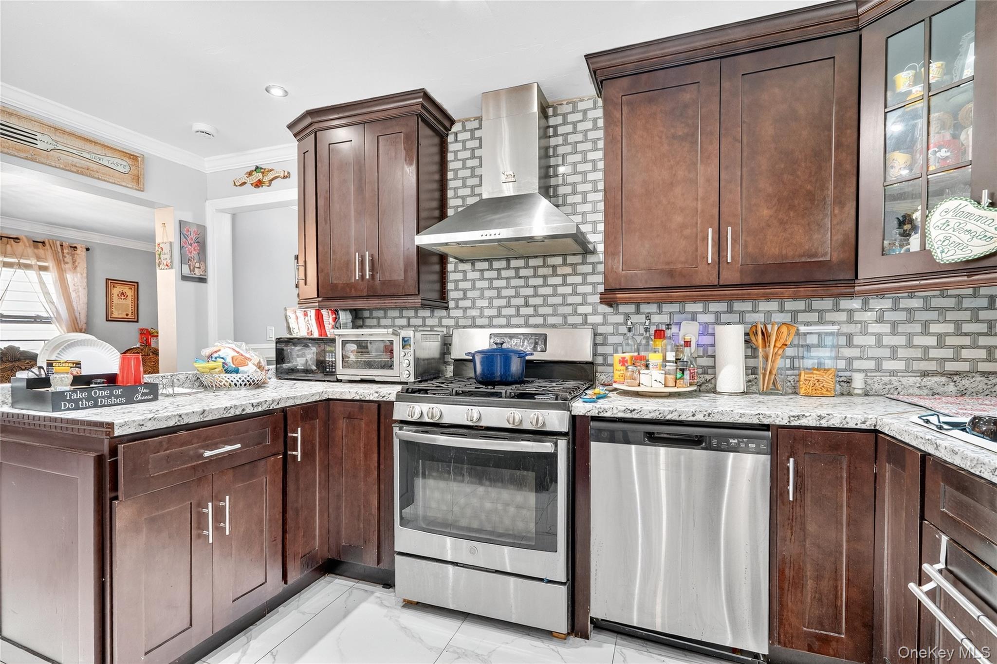 Single Family Robertson Bronx, NY 10465, MLS-911970-8