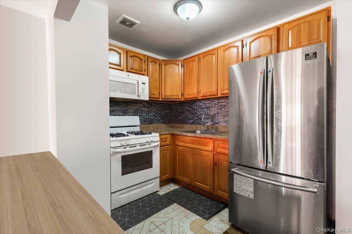 Single Family Patterson Bronx, NY 10473, MLS-911980-18