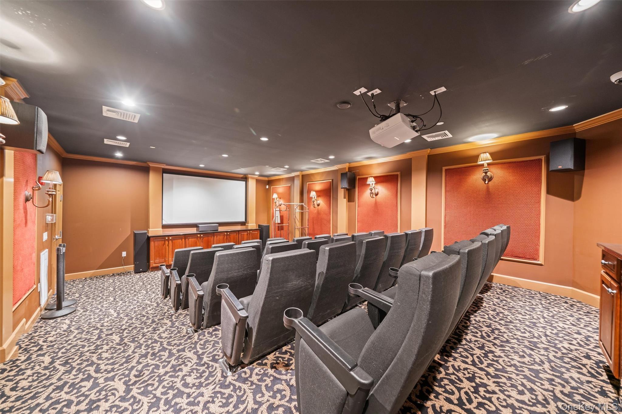 Condo Round Pointe  Rockland County, NY 10927, MLS-911984-23