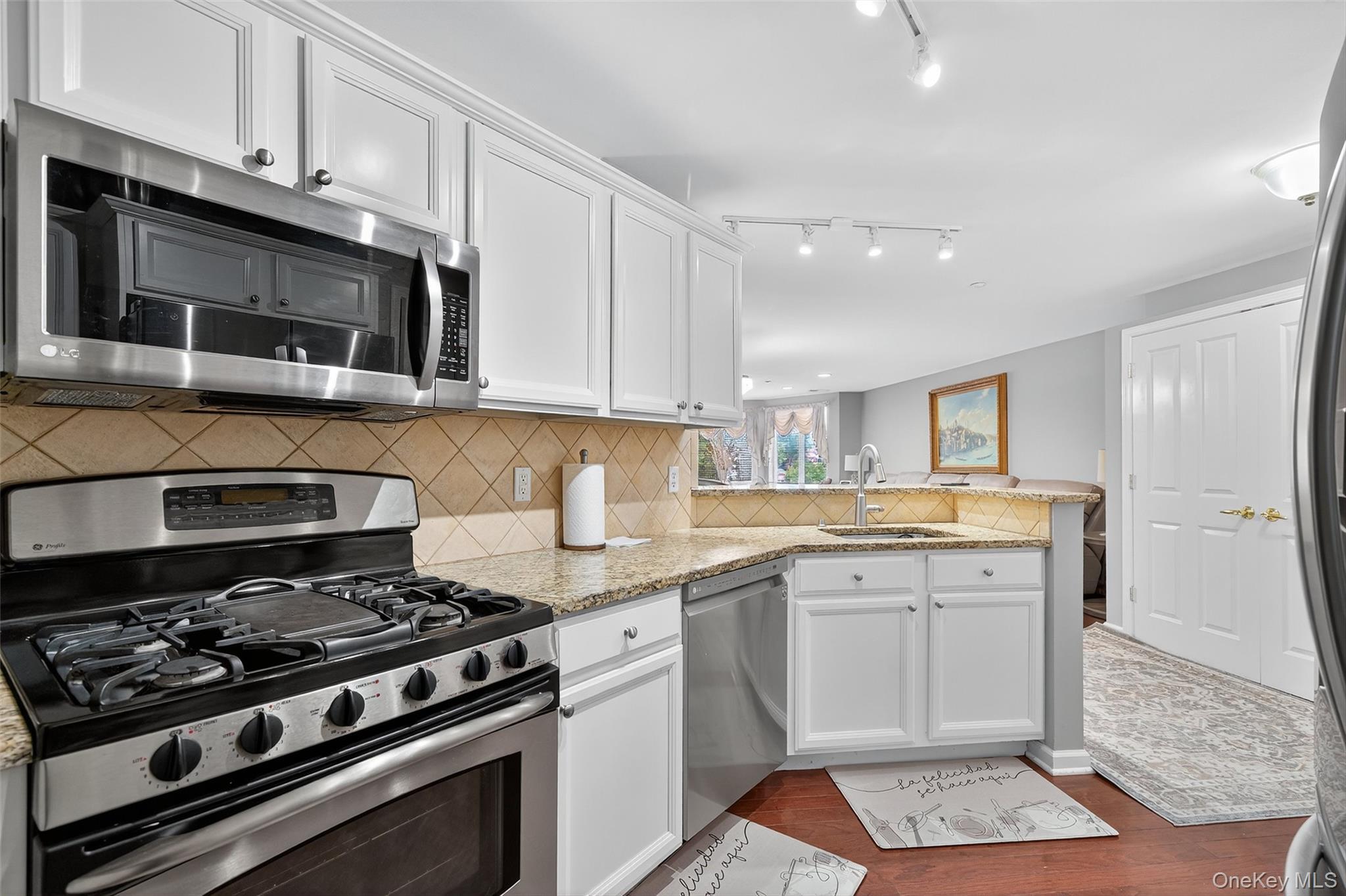 Condo Round Pointe  Rockland County, NY 10927, MLS-911984-9