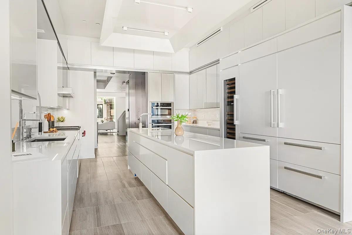 Single Family 38th Manhattan, NY 10016, MLS-911992-10