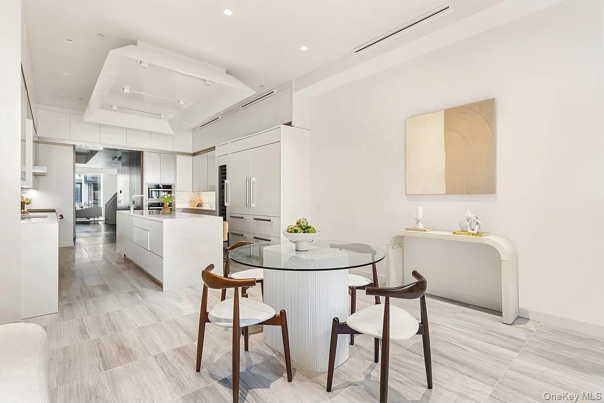 Single Family 38th Manhattan, NY 10016, MLS-911992-11