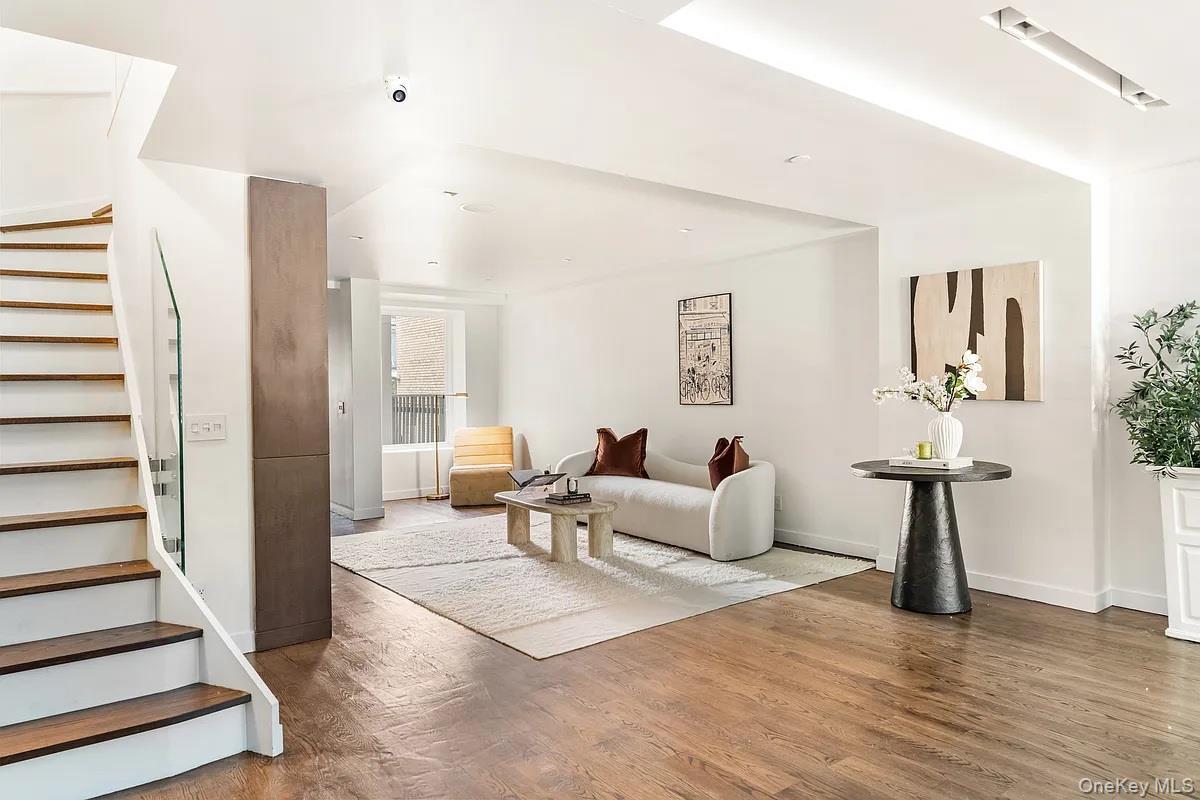 Single Family 38th Manhattan, NY 10016, MLS-911992-26