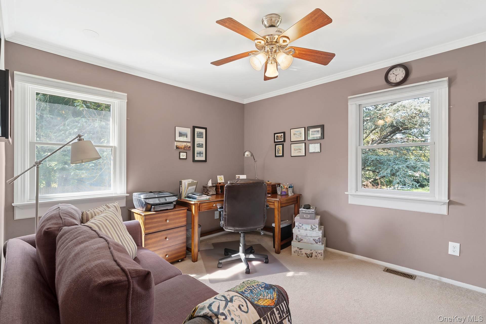 Single Family Plain View Suffolk County, NY 11792, MLS-911998-8