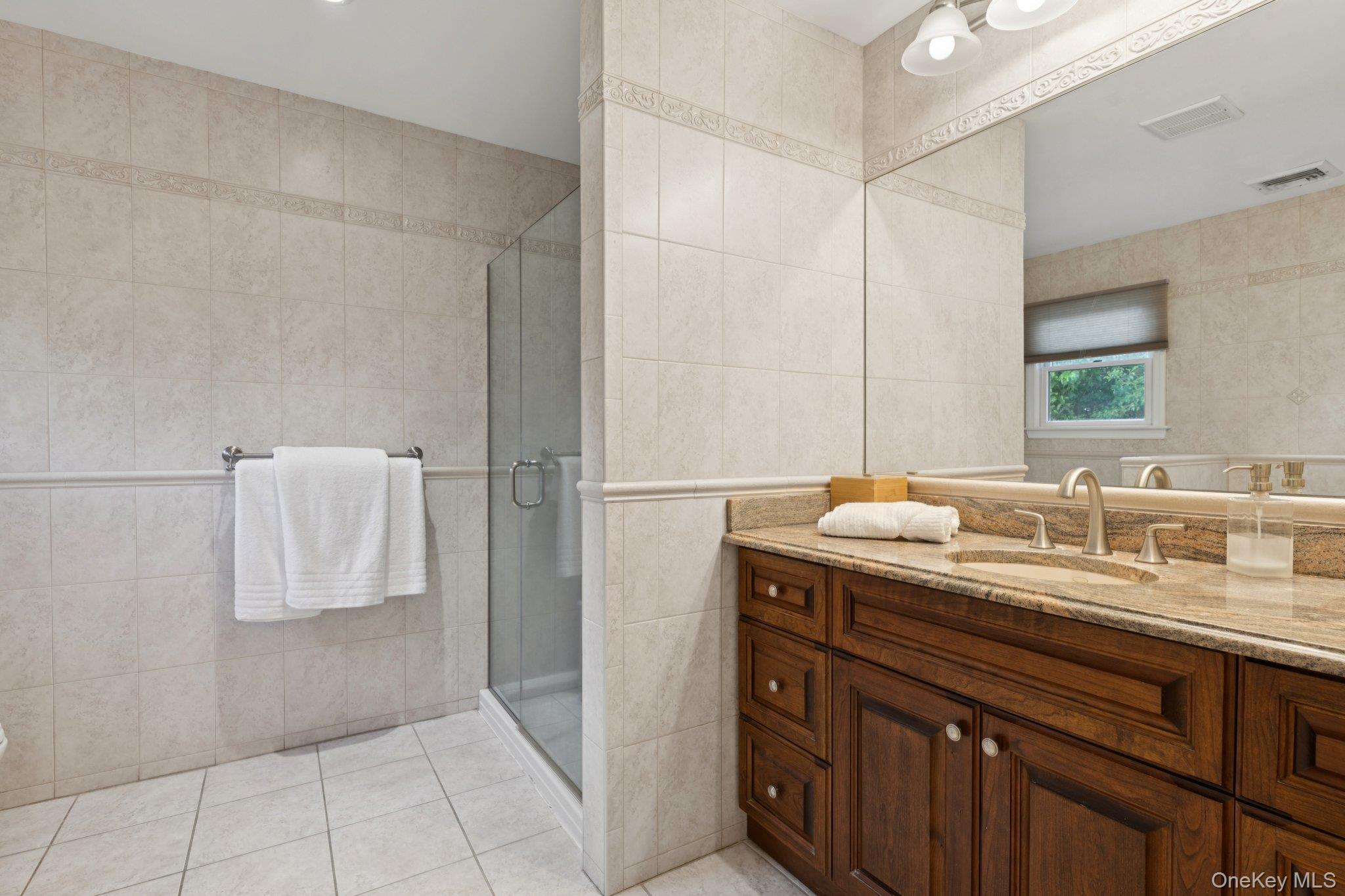 Single Family Kilburn Nassau County, NY 11530, MLS-912006-27