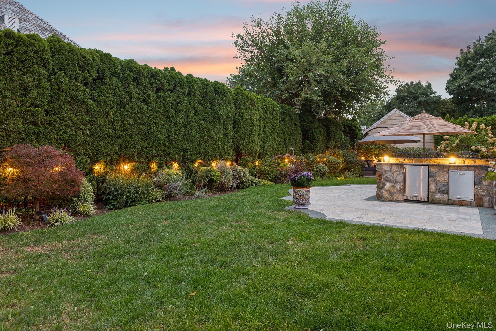 Single Family Kilburn Nassau County, NY 11530, MLS-912006-44