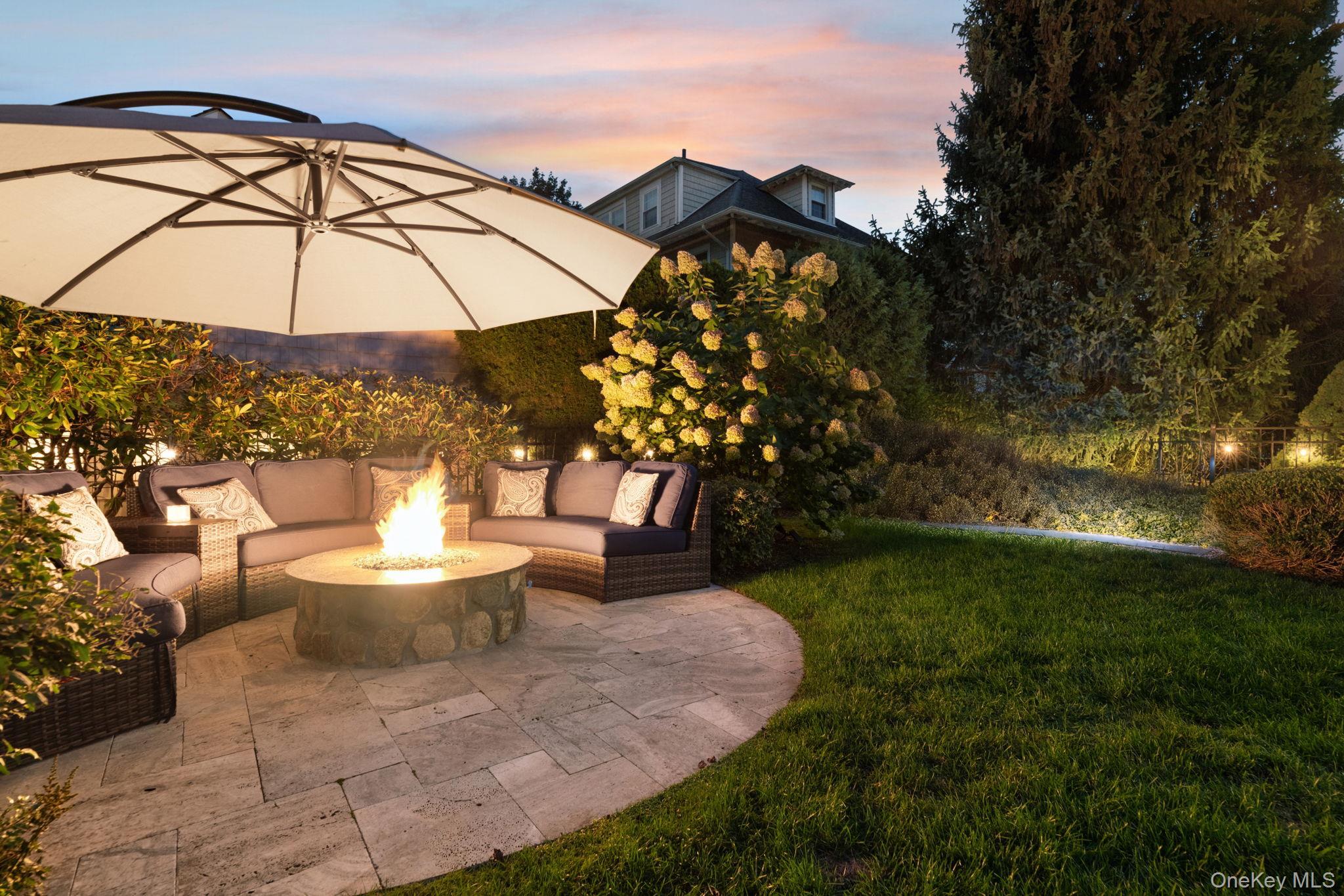 Single Family Kilburn Nassau County, NY 11530, MLS-912006-47