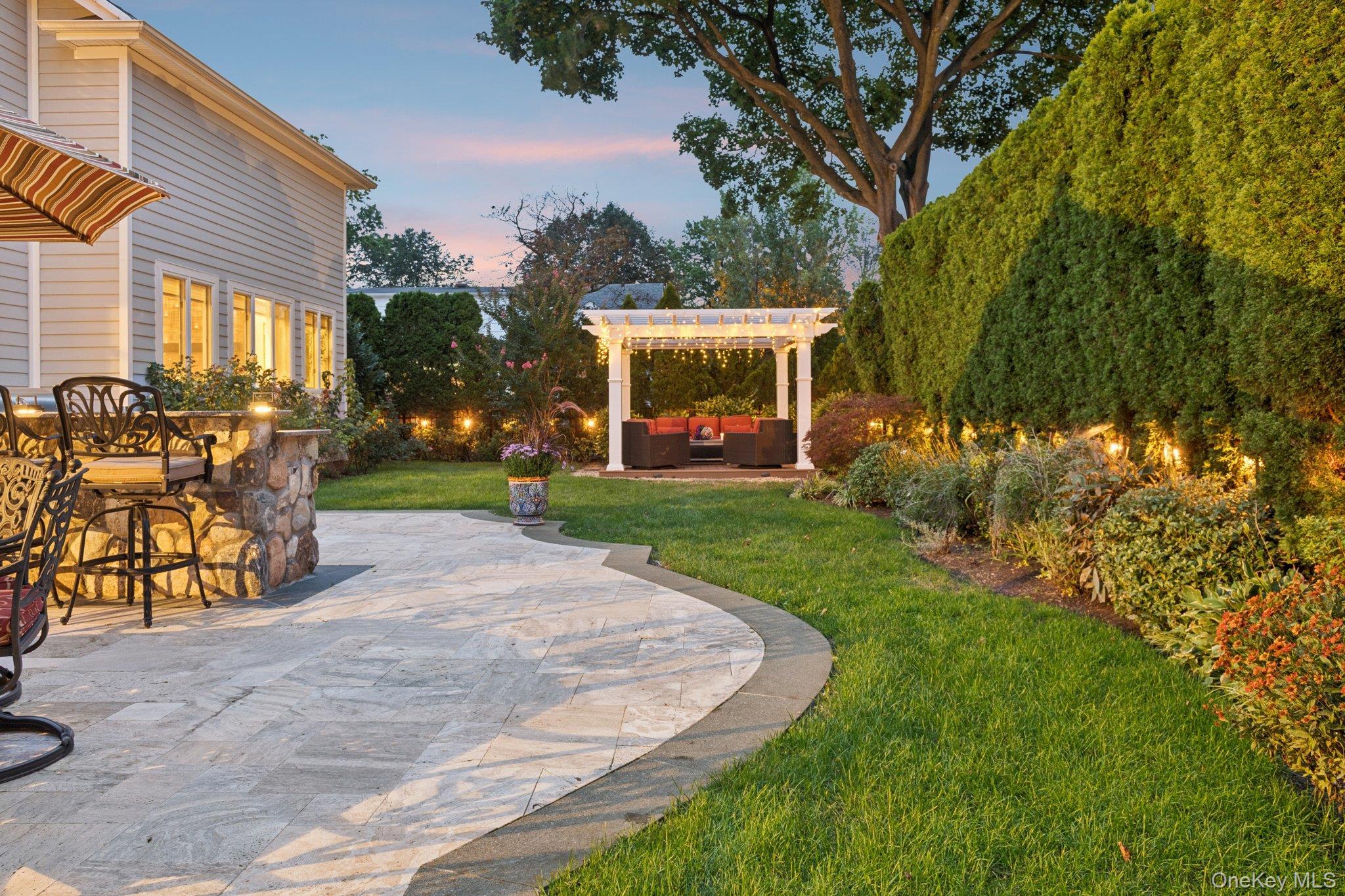 Single Family Kilburn Nassau County, NY 11530, MLS-912006-48