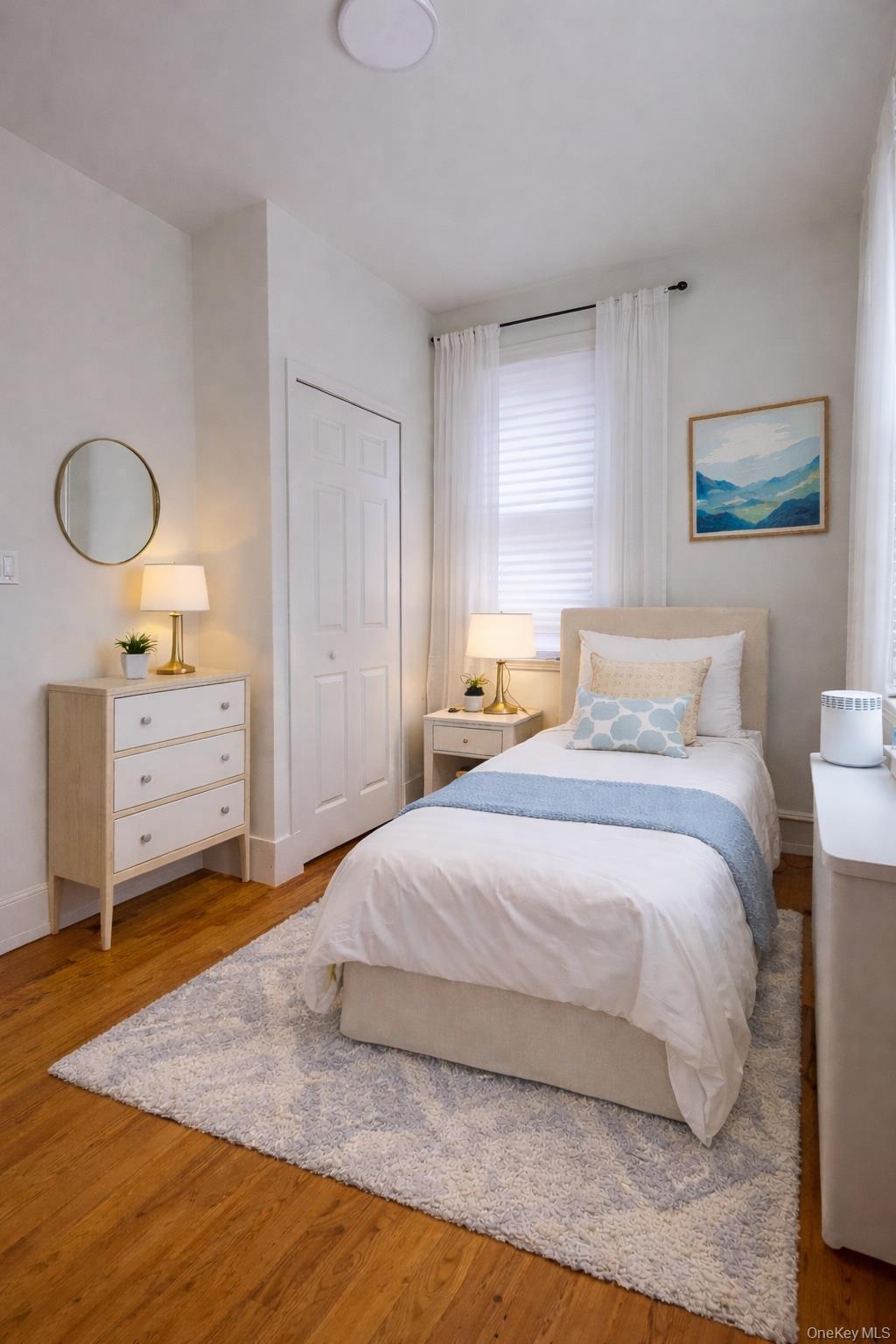 Single Family Murdock  Bronx, NY 10466, MLS-912020-15