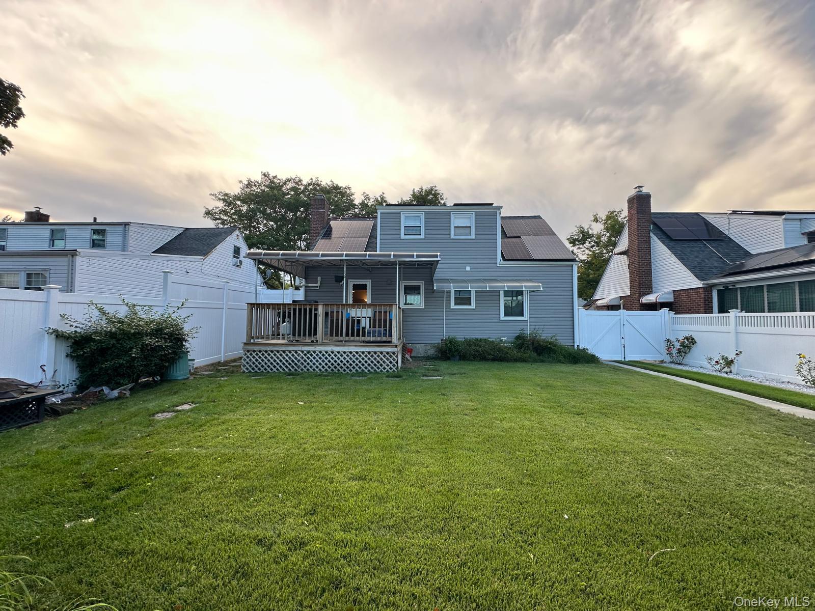 Single Family 243rd Queens, NY 11422, MLS-912026-30