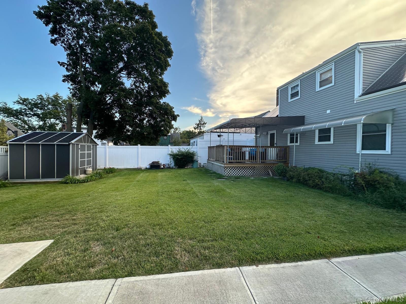 Single Family 243rd Queens, NY 11422, MLS-912026-31