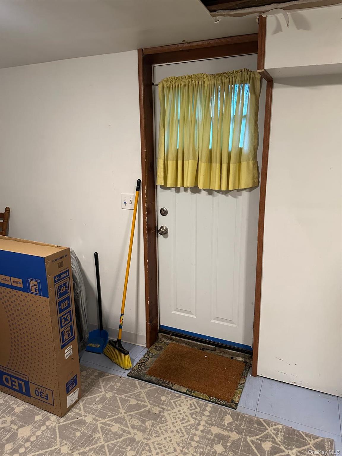 Single Family 243rd Queens, NY 11422, MLS-912026-36