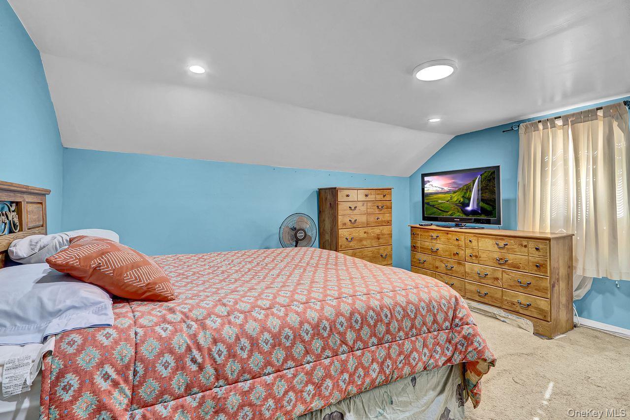 Single Family Nellis Queens, NY 11413, MLS-912051-16