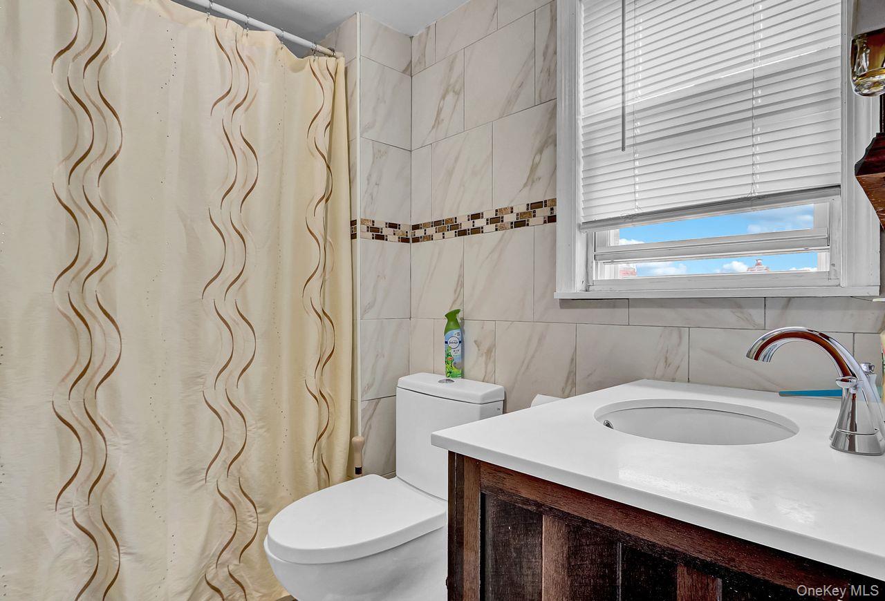 Single Family Nellis Queens, NY 11413, MLS-912051-19