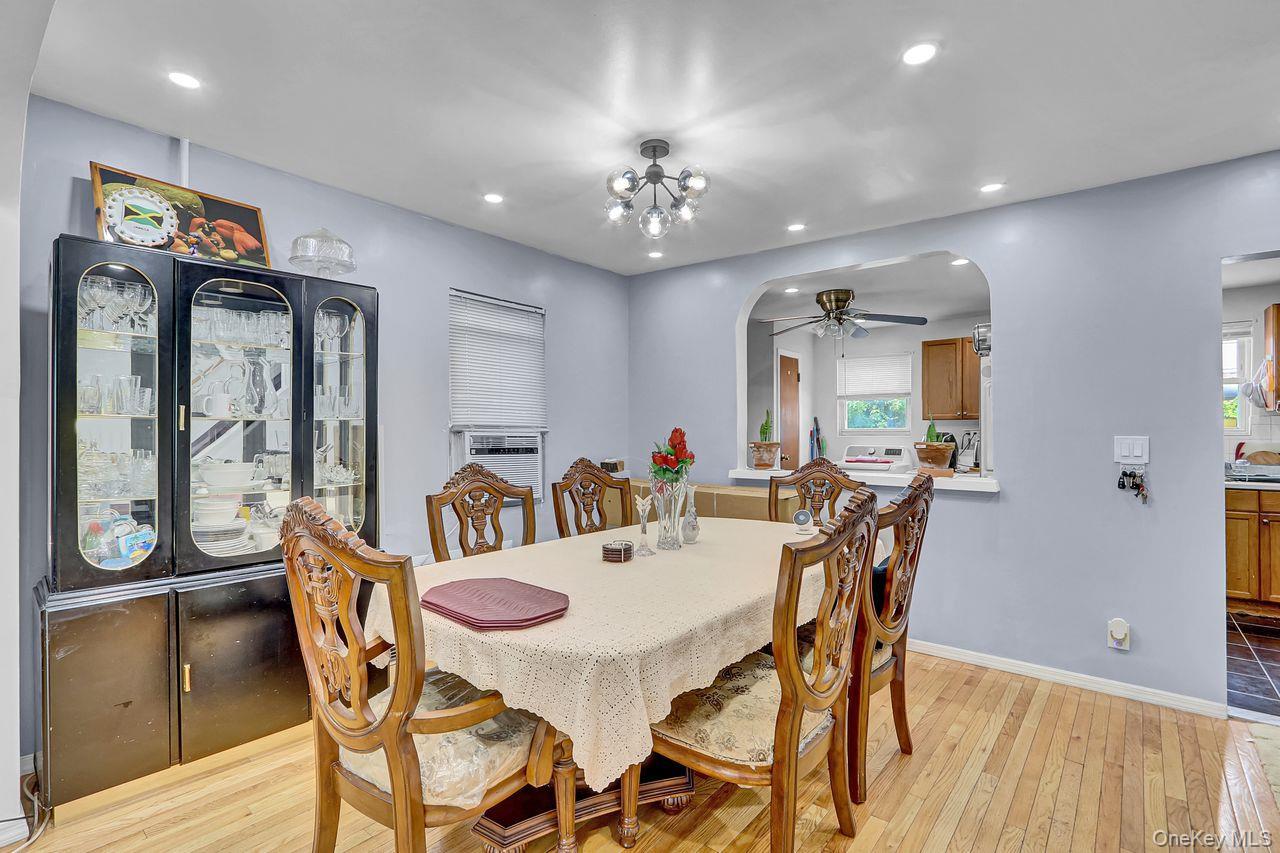 Single Family Nellis Queens, NY 11413, MLS-912051-8