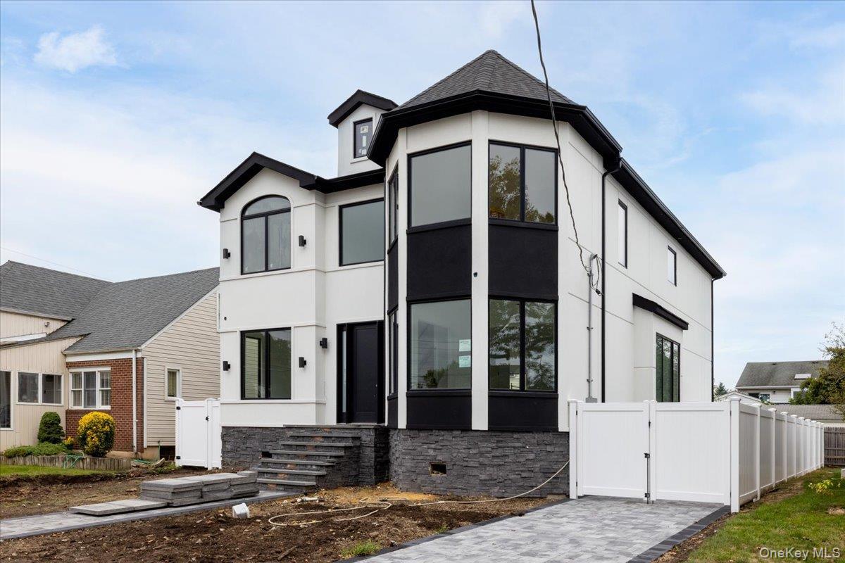 Single Family Arlington Nassau County, NY 11516, MLS-912119-3