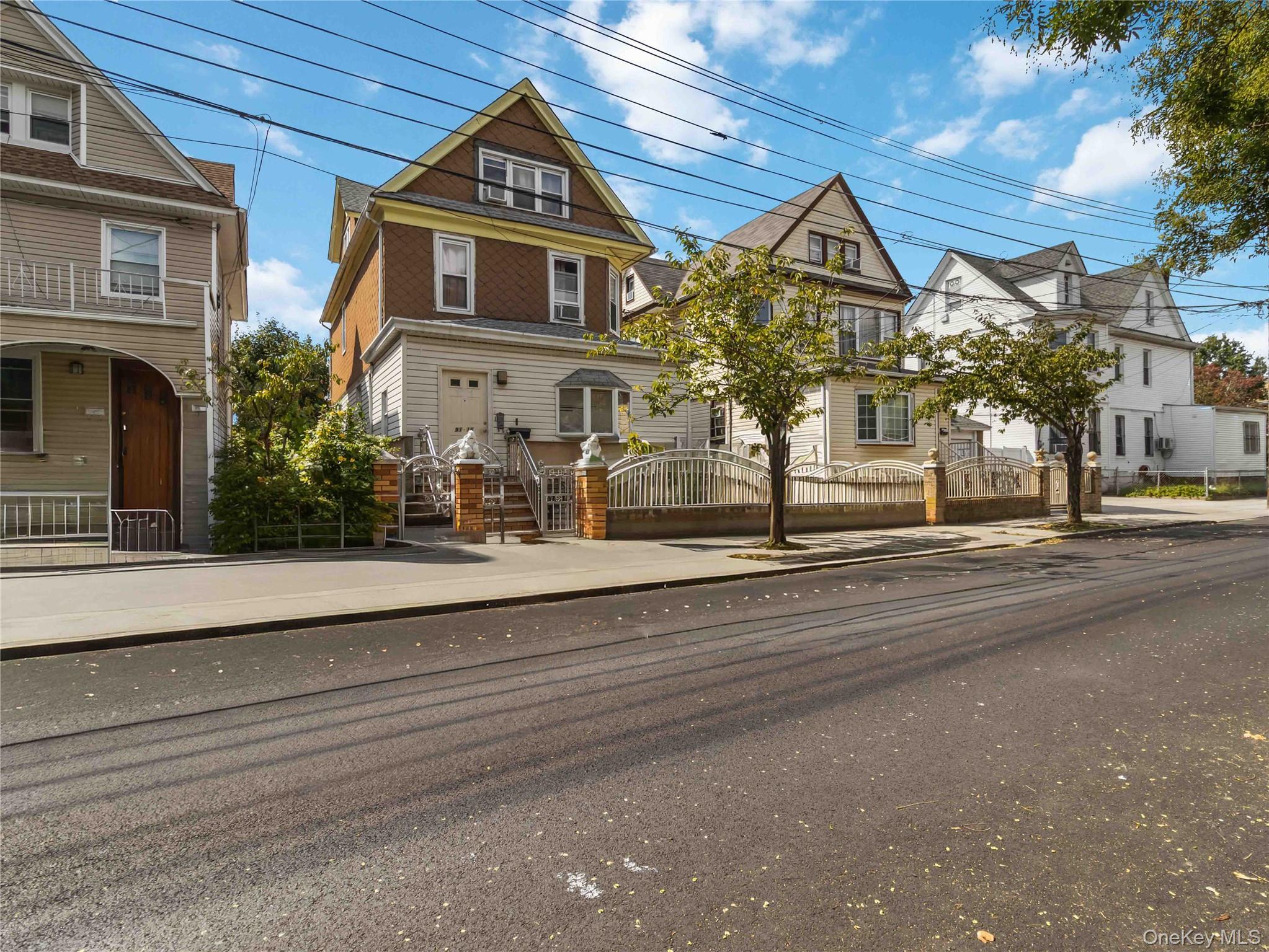 Single Family 115th Street  Queens, NY 11418, MLS-912147-2