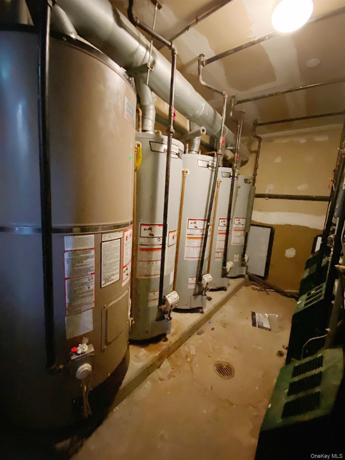 Single Family Corona Queens, NY 11373, MLS-912149-21