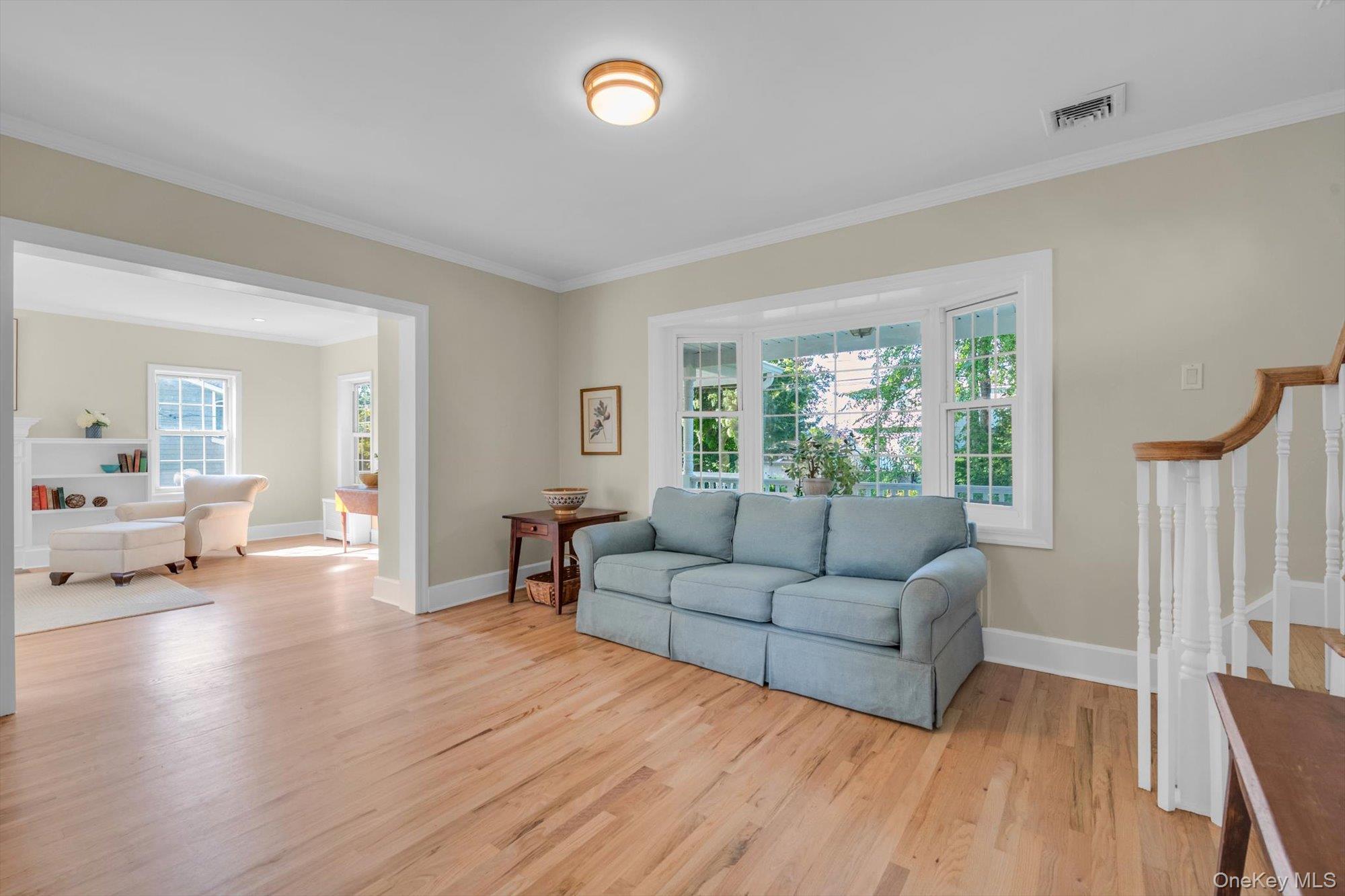 Single Family Smull Nassau County, NY 11050, MLS-912167-10