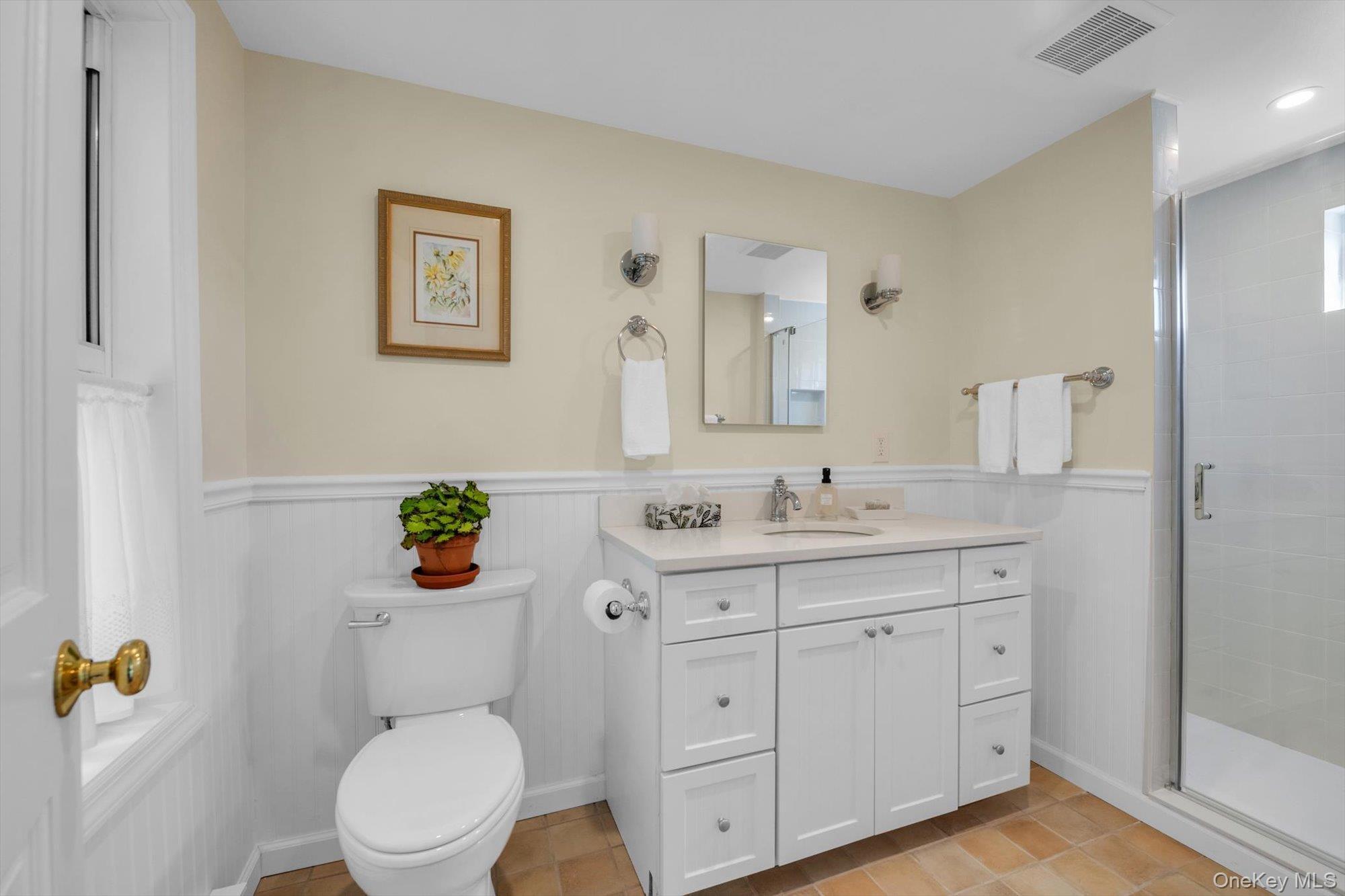 Single Family Smull Nassau County, NY 11050, MLS-912167-19