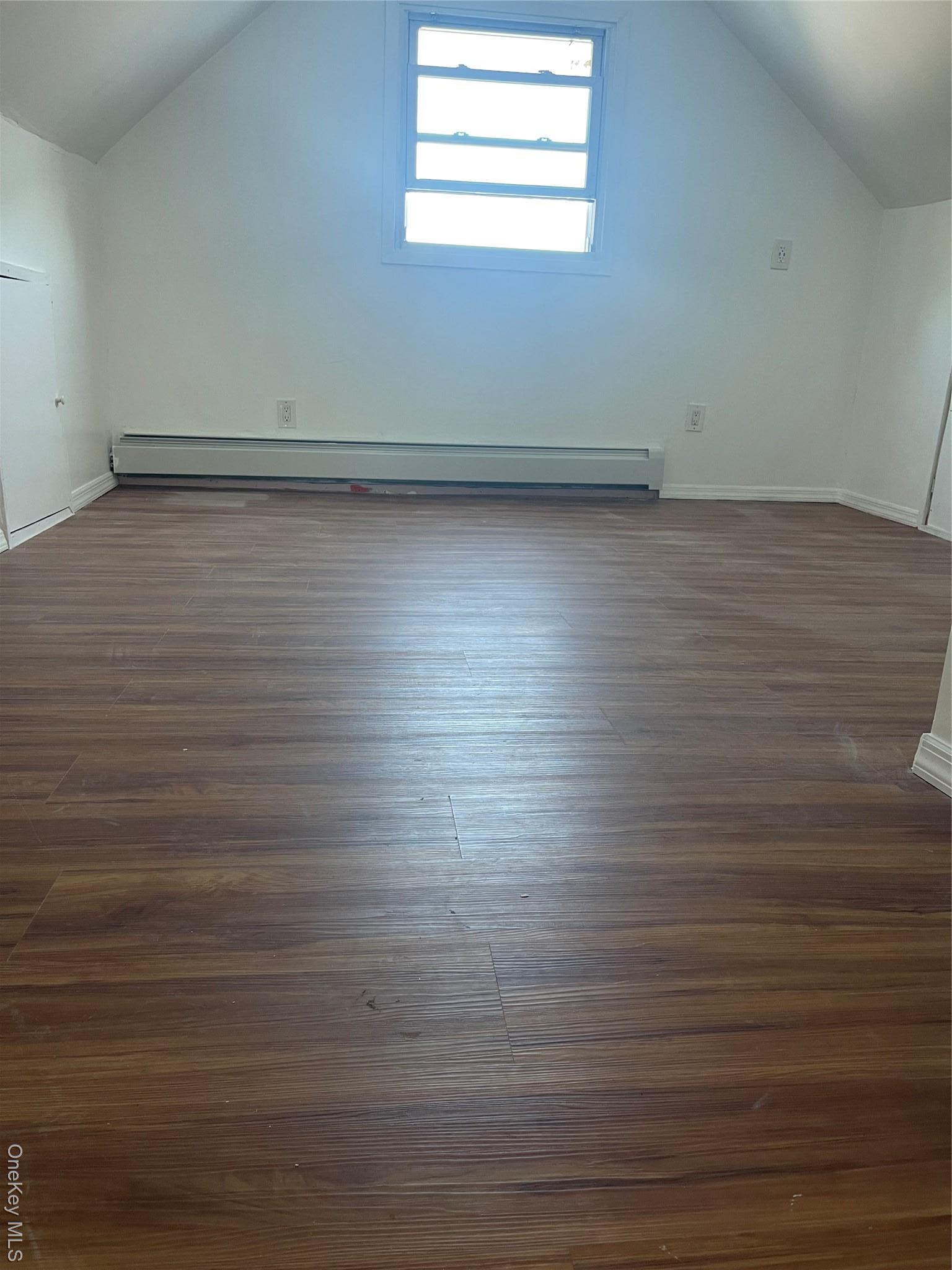 Single Family 37th  Suffolk County, NY 11757, MLS-912168-9