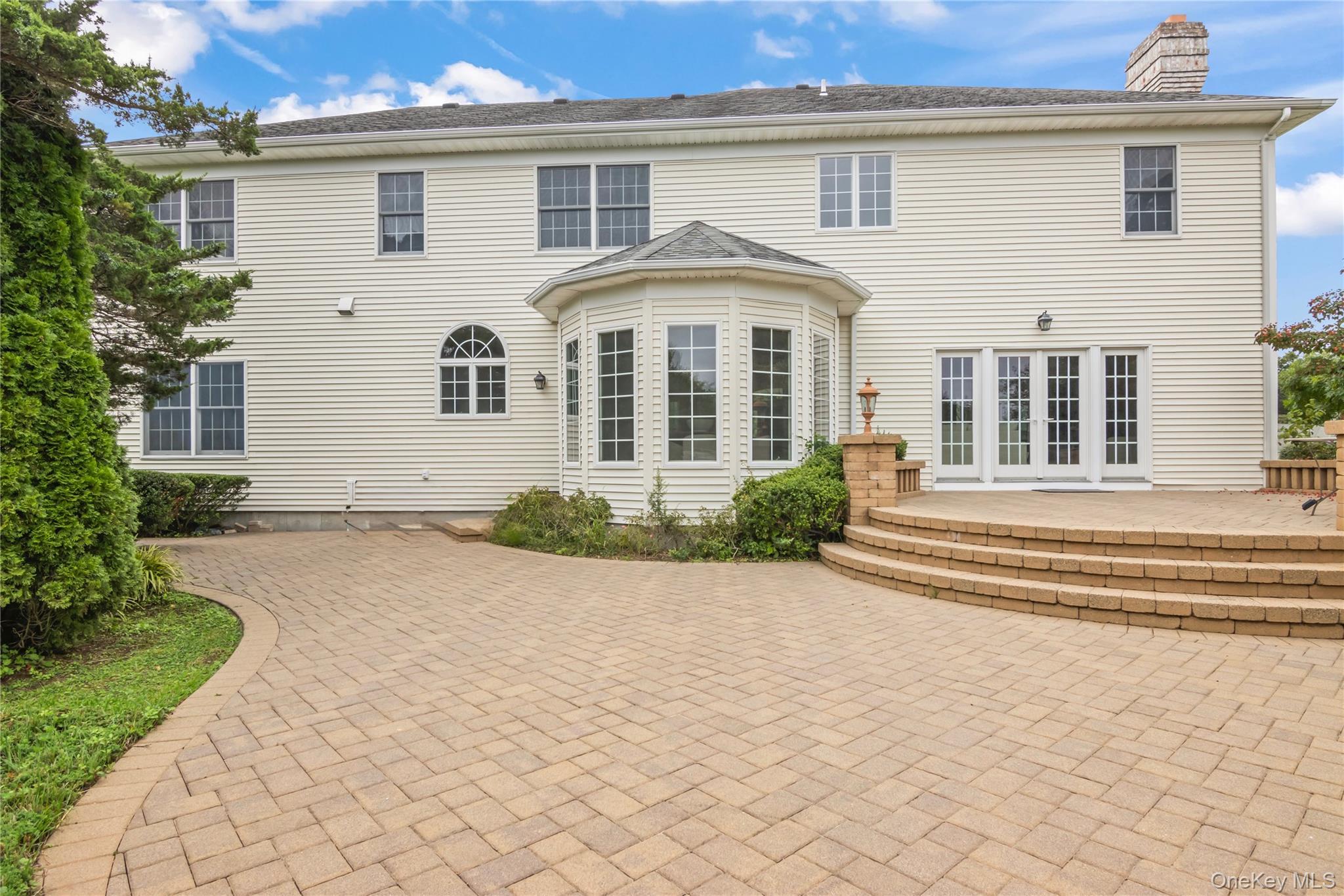 Single Family Rolling Meadow Suffolk County, NY 11768, MLS-912170-30