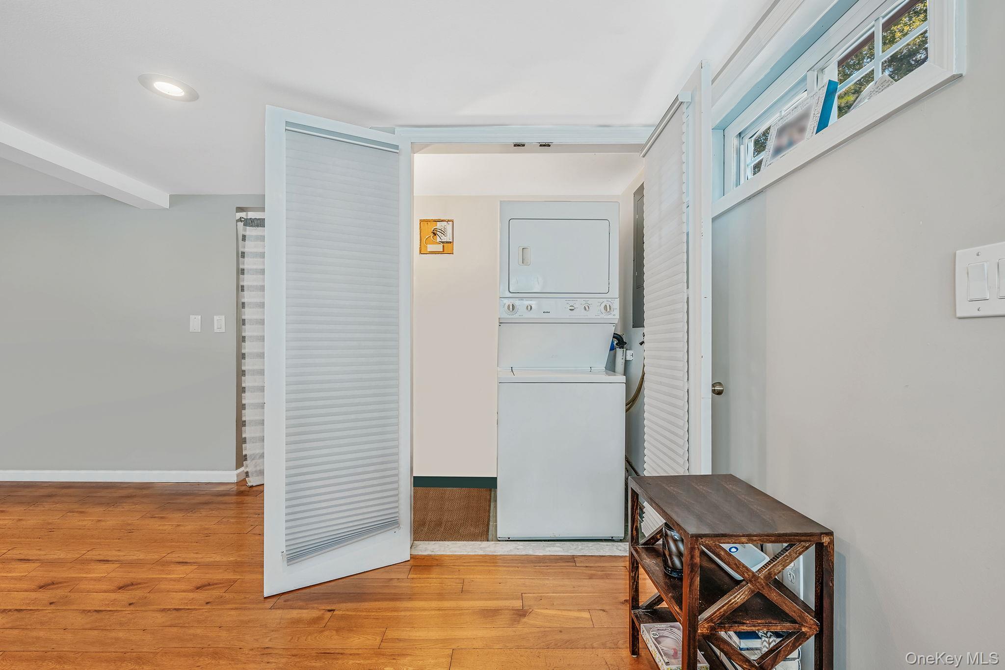 Single Family Split Cedar  Suffolk County, NY 11749, MLS-912173-17