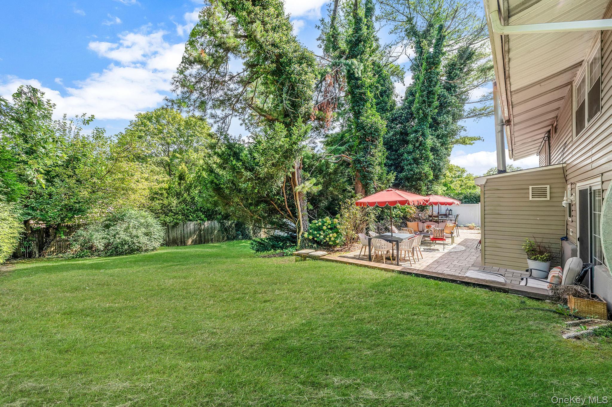 Single Family Split Cedar  Suffolk County, NY 11749, MLS-912173-22