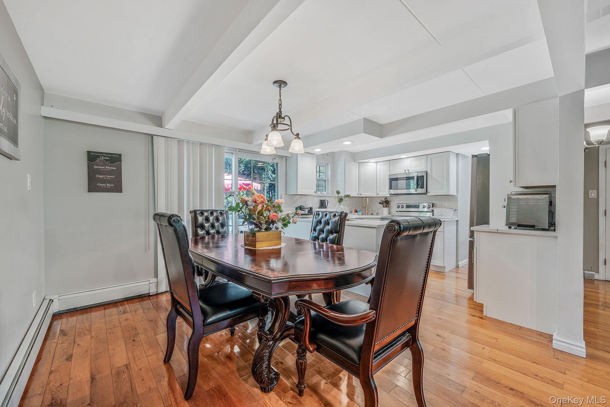 Single Family Split Cedar  Suffolk County, NY 11749, MLS-912173-6