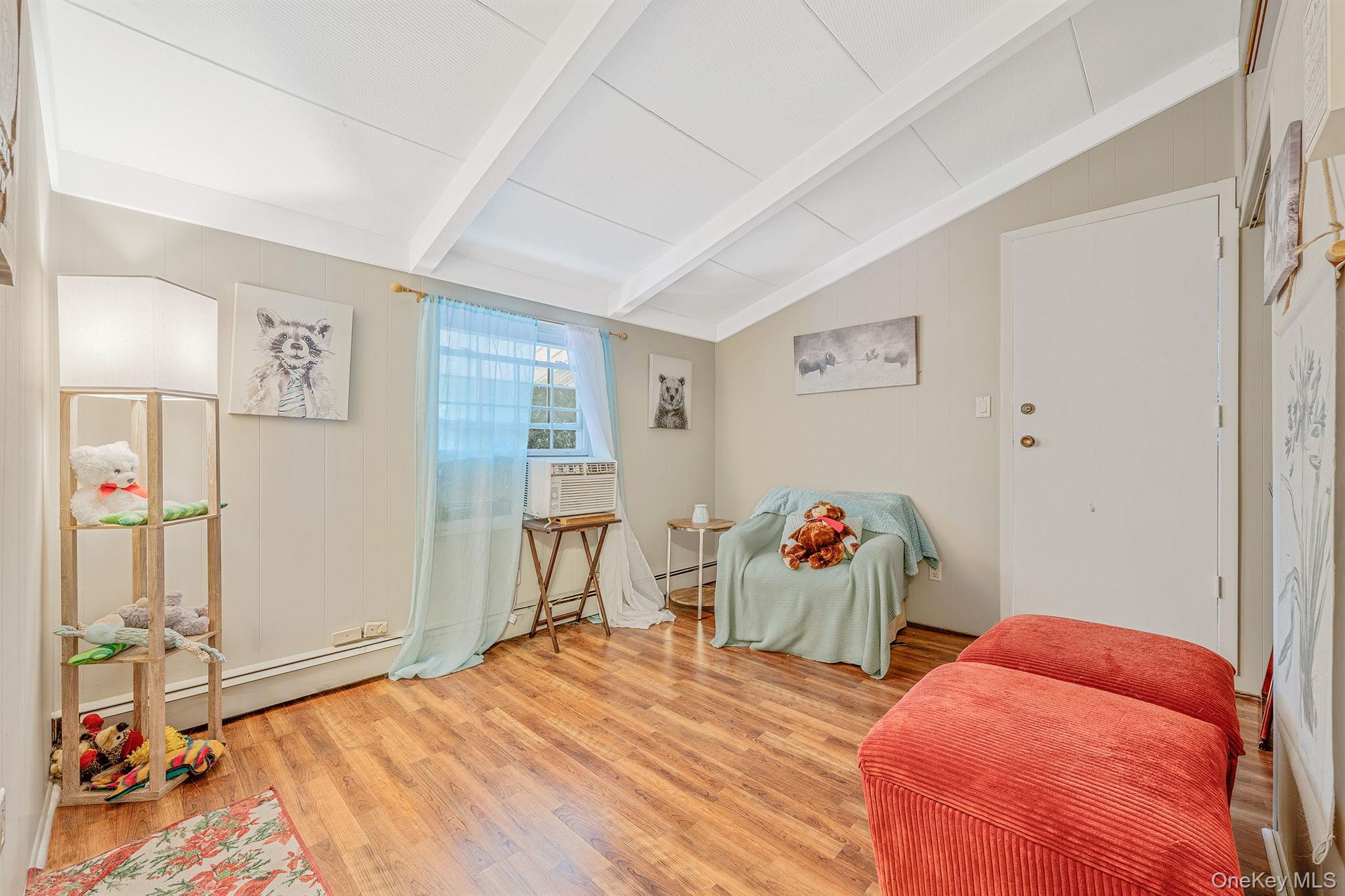 Single Family Split Cedar  Suffolk County, NY 11749, MLS-912173-9