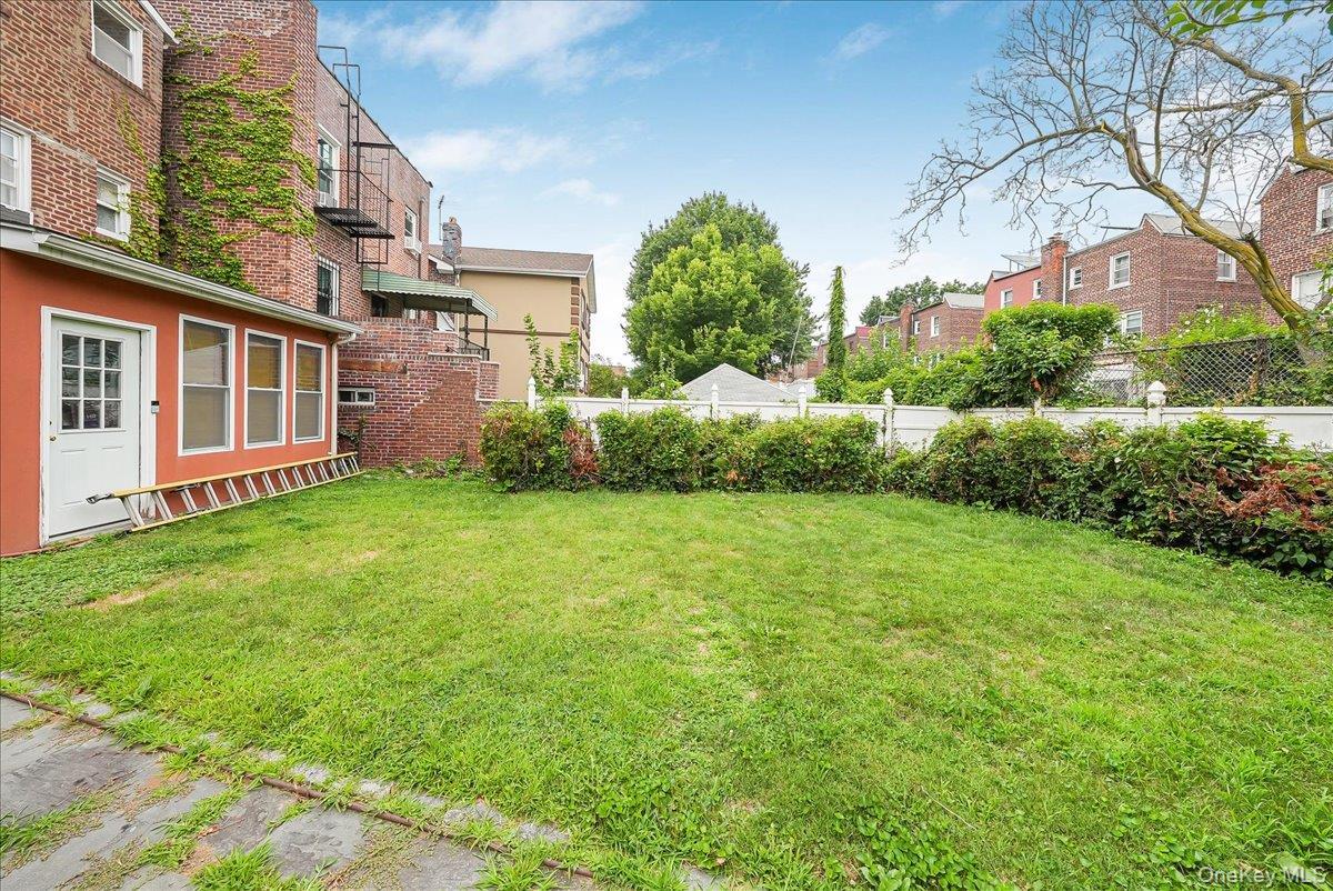 Single Family Wilder  Bronx, NY 10466, MLS-912181-8