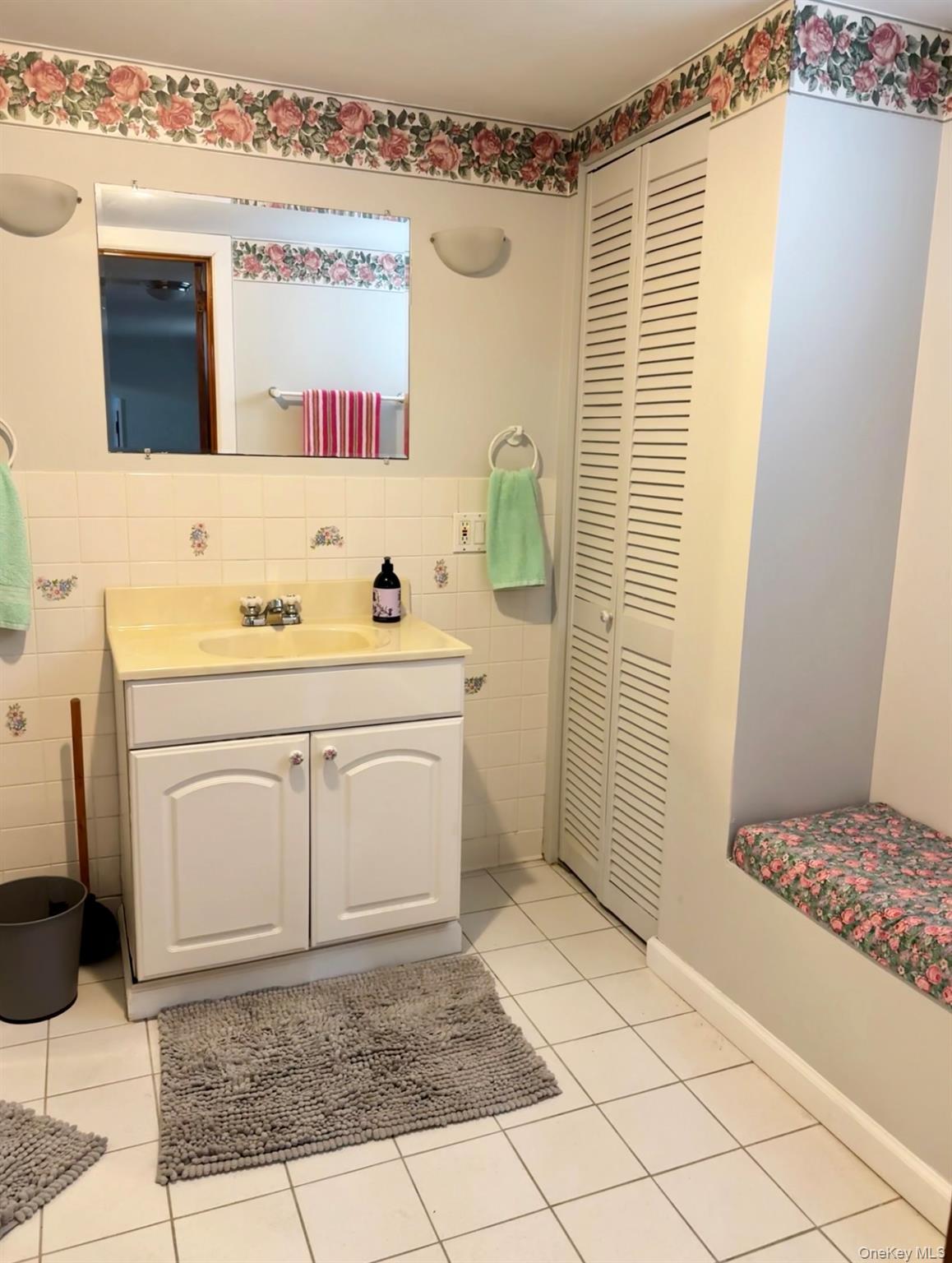 Single Family 74th  Queens, NY 11385, MLS-912189-38