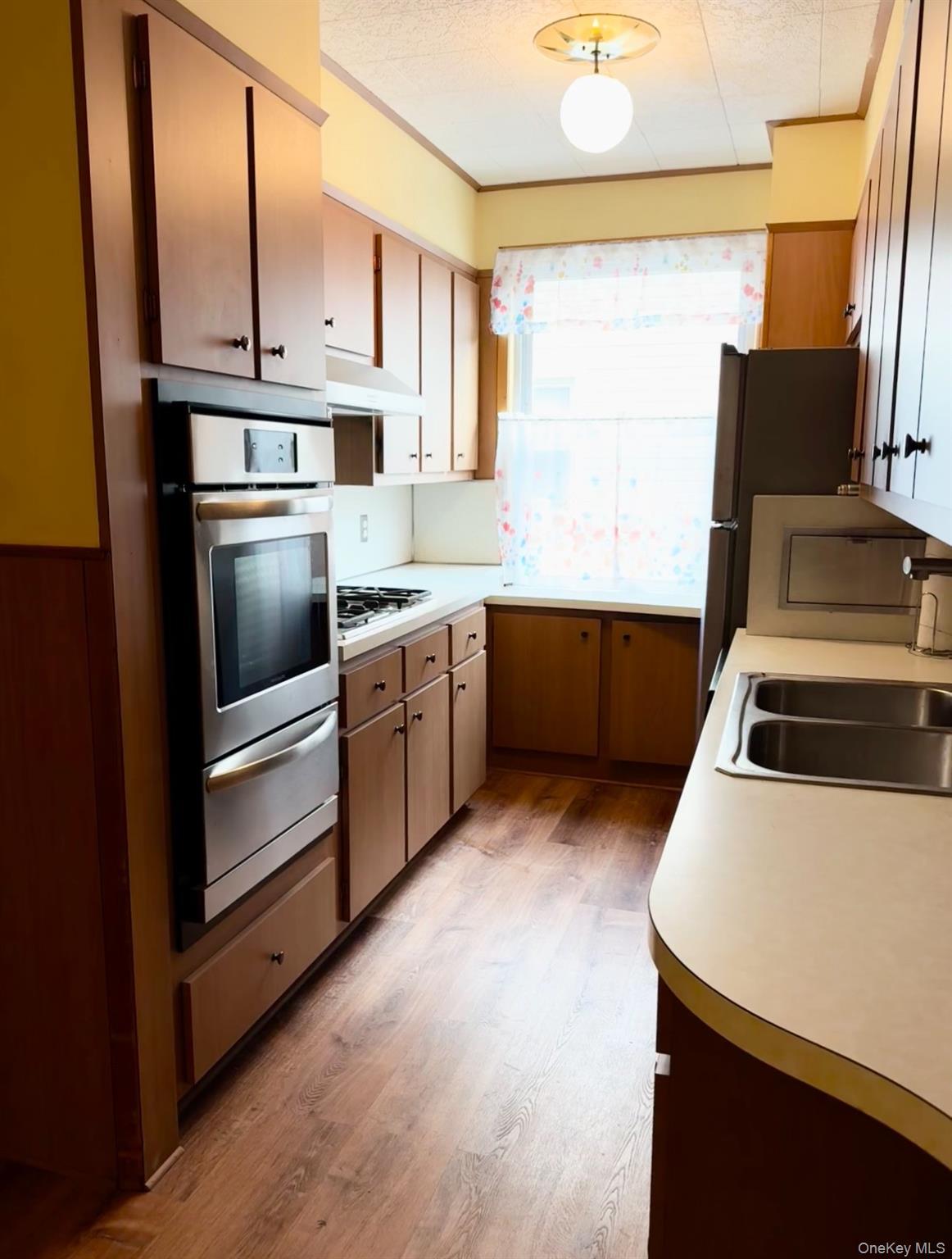 Single Family 74th  Queens, NY 11385, MLS-912189-6