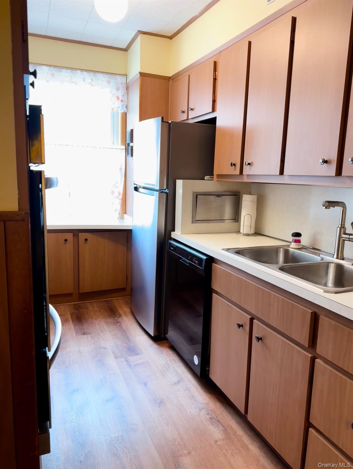 Single Family 74th  Queens, NY 11385, MLS-912189-7