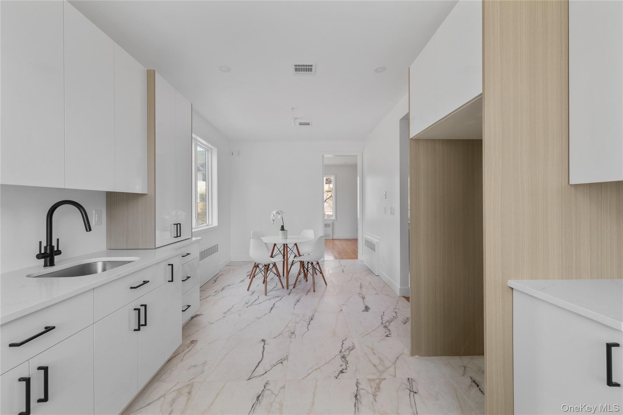 Condo Old Nyack  Rockland County, NY 10977, MLS-912248-11