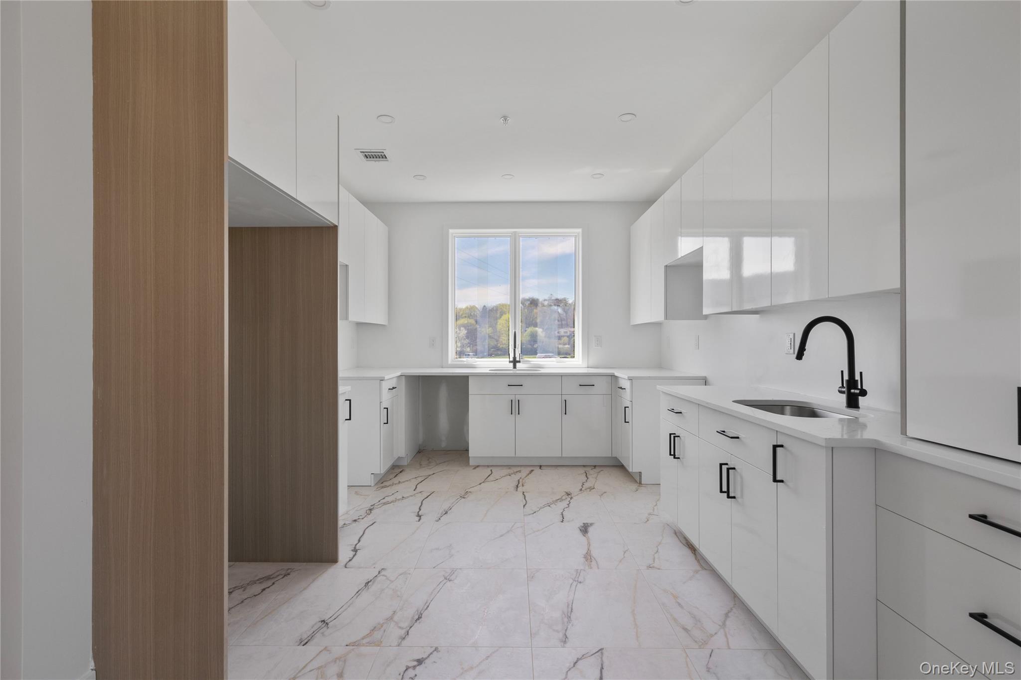 Condo Old Nyack  Rockland County, NY 10977, MLS-912248-15