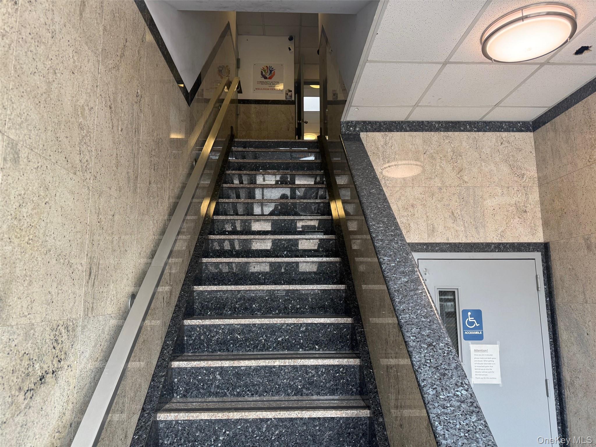 Commercial Lease Williamsbridge  Bronx, NY 10461, MLS-912268-8