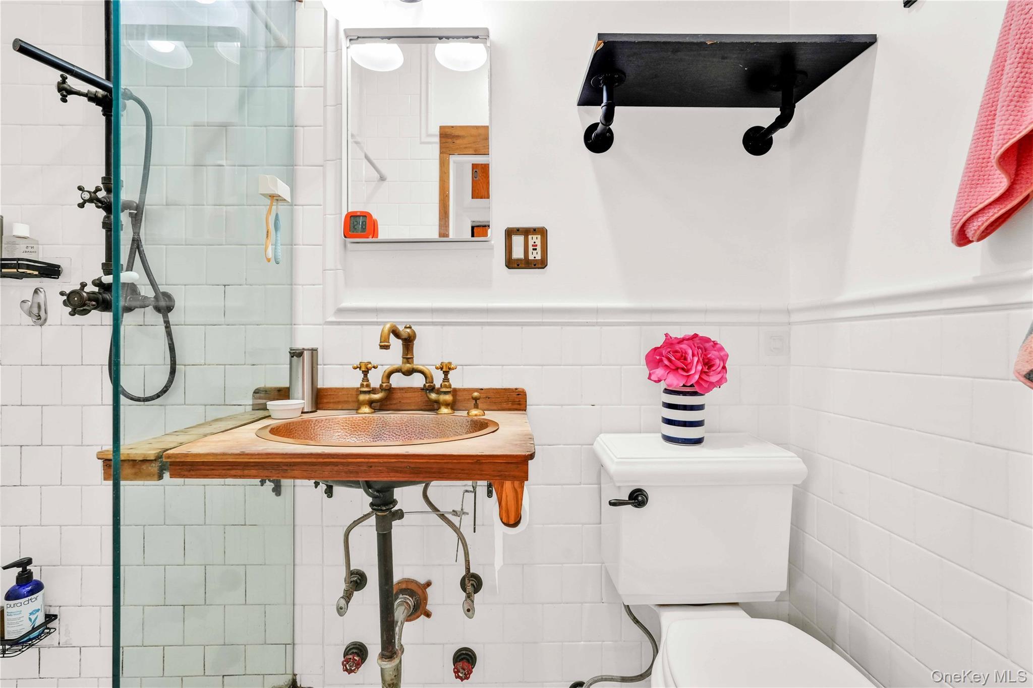 Single Family 38th Queens, NY 11105, MLS-912303-15