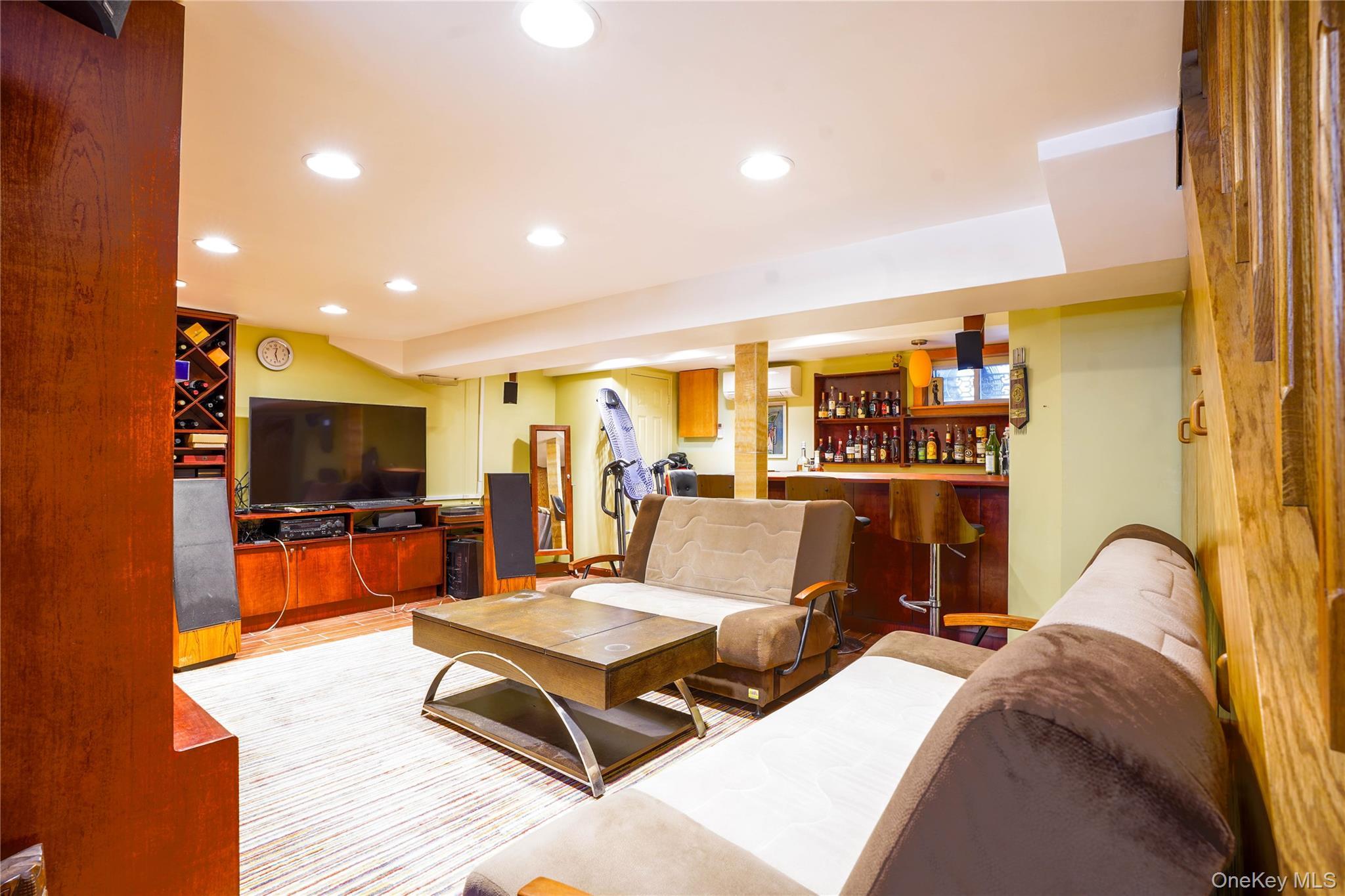 Single Family Royce  Brooklyn, NY 11234, MLS-912322-26